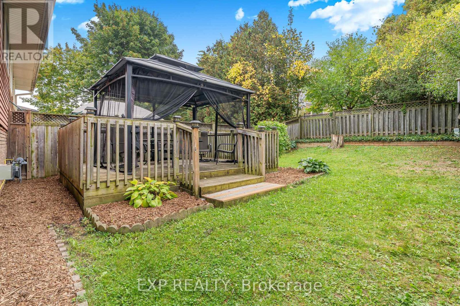 73 Northview Heights Drive, Cambridge, Ontario  N1R 7A7 - Photo 38 - X12460956