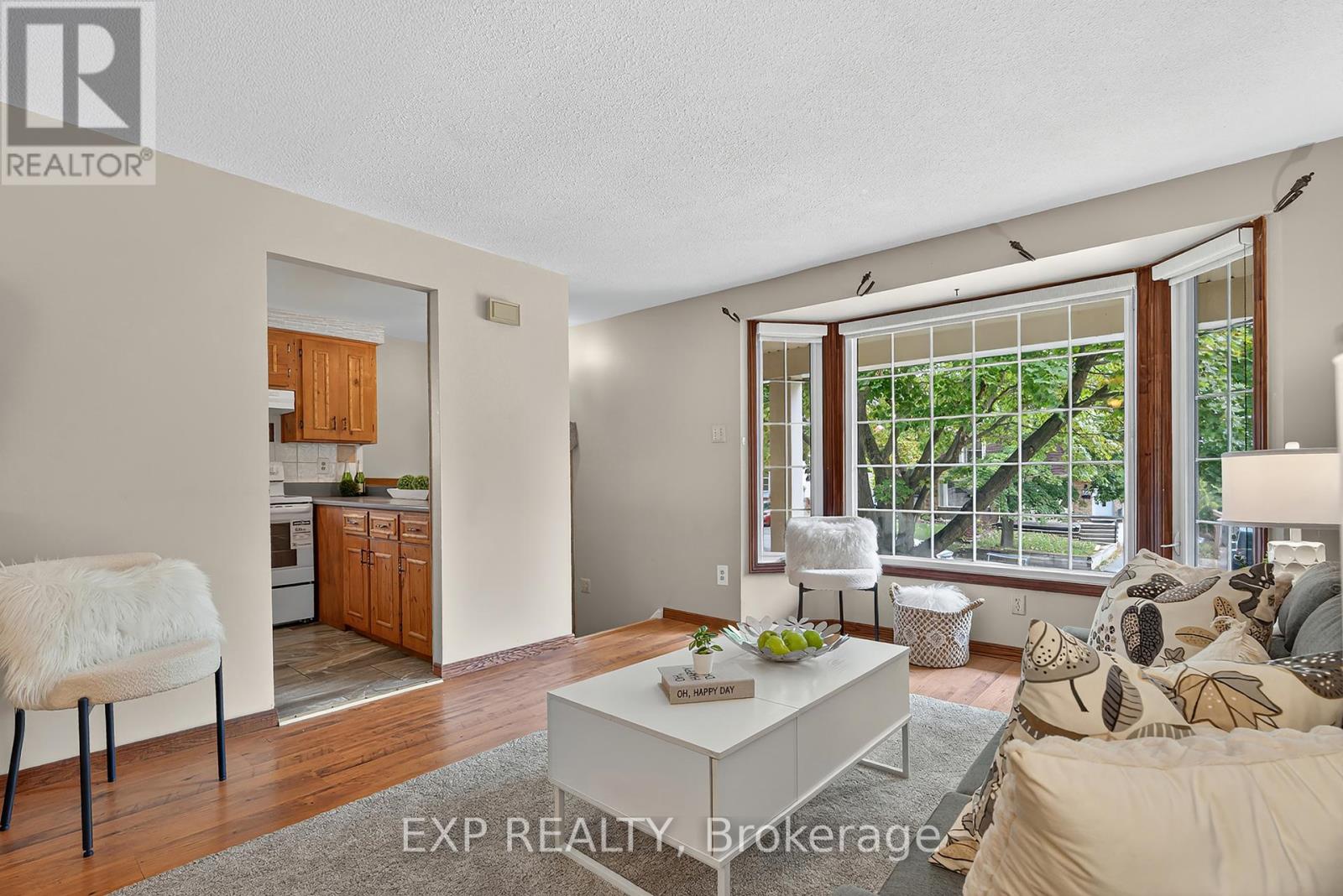 73 Northview Heights Drive, Cambridge, Ontario  N1R 7A7 - Photo 5 - X12460956