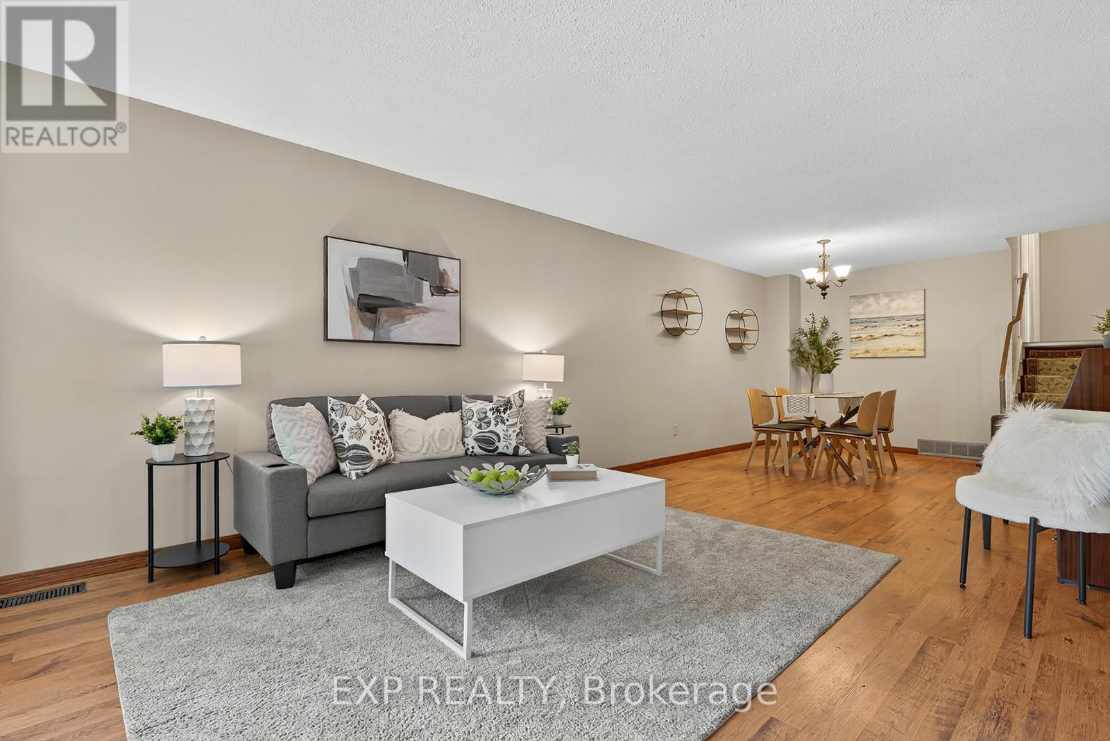 73 Northview Heights Drive, Cambridge, Ontario  N1R 7A7 - Photo 7 - X12460956