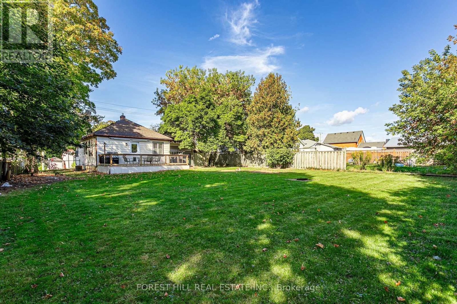 27 Centre Street, Woodstock, Ontario  N4S 3X6 - Photo 22 - X12460959