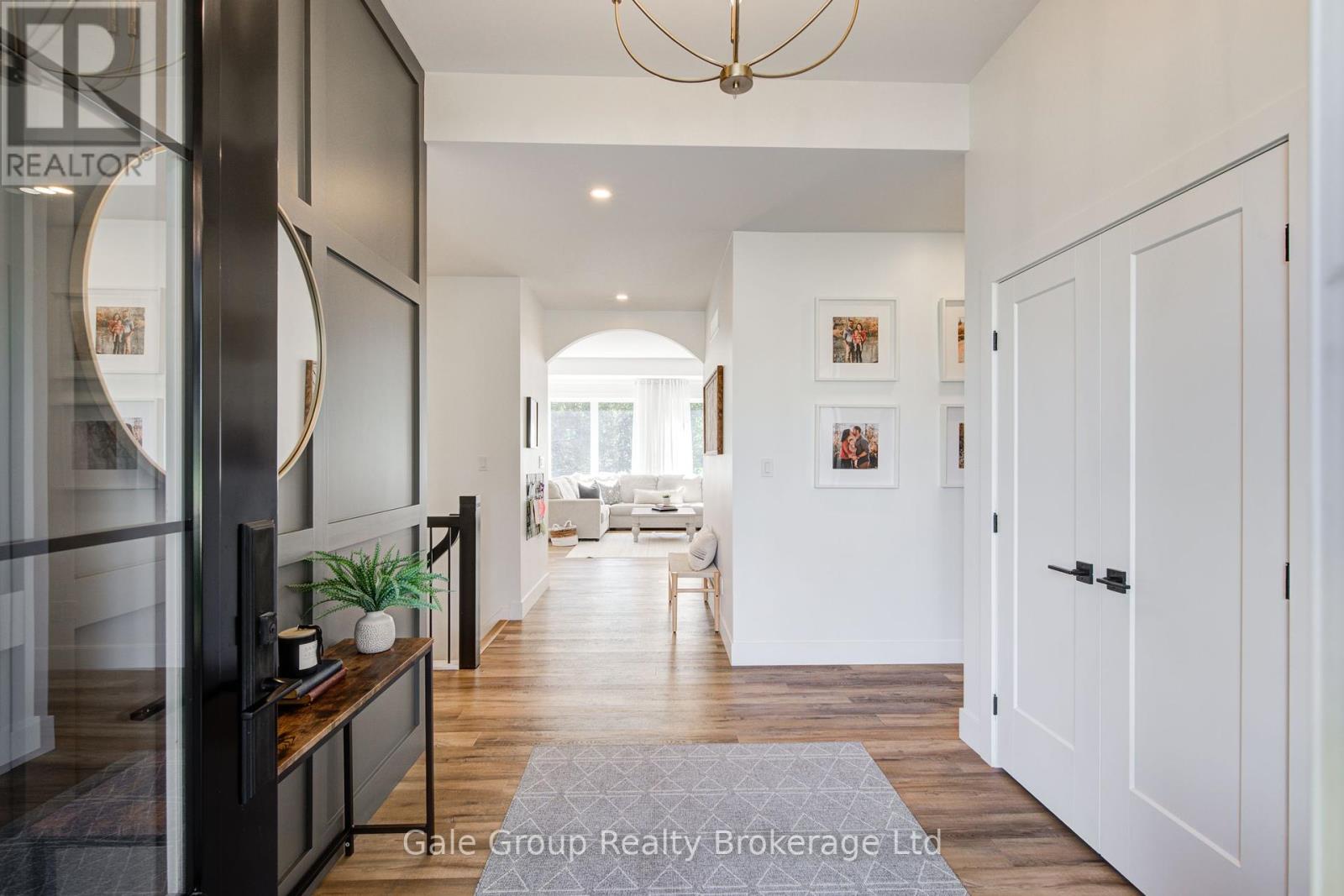 59 North Street W, Norwich, Ontario  N0J 1R0 - Photo 4 - X12410215