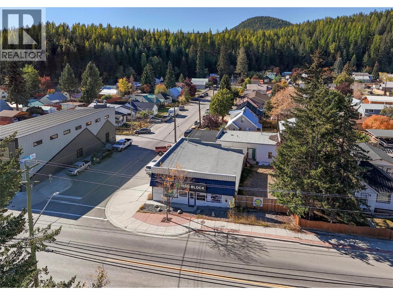1975a Warren Avenue, Kimberley, British Columbia  V1A 1K2 - Photo 3 - 10365514