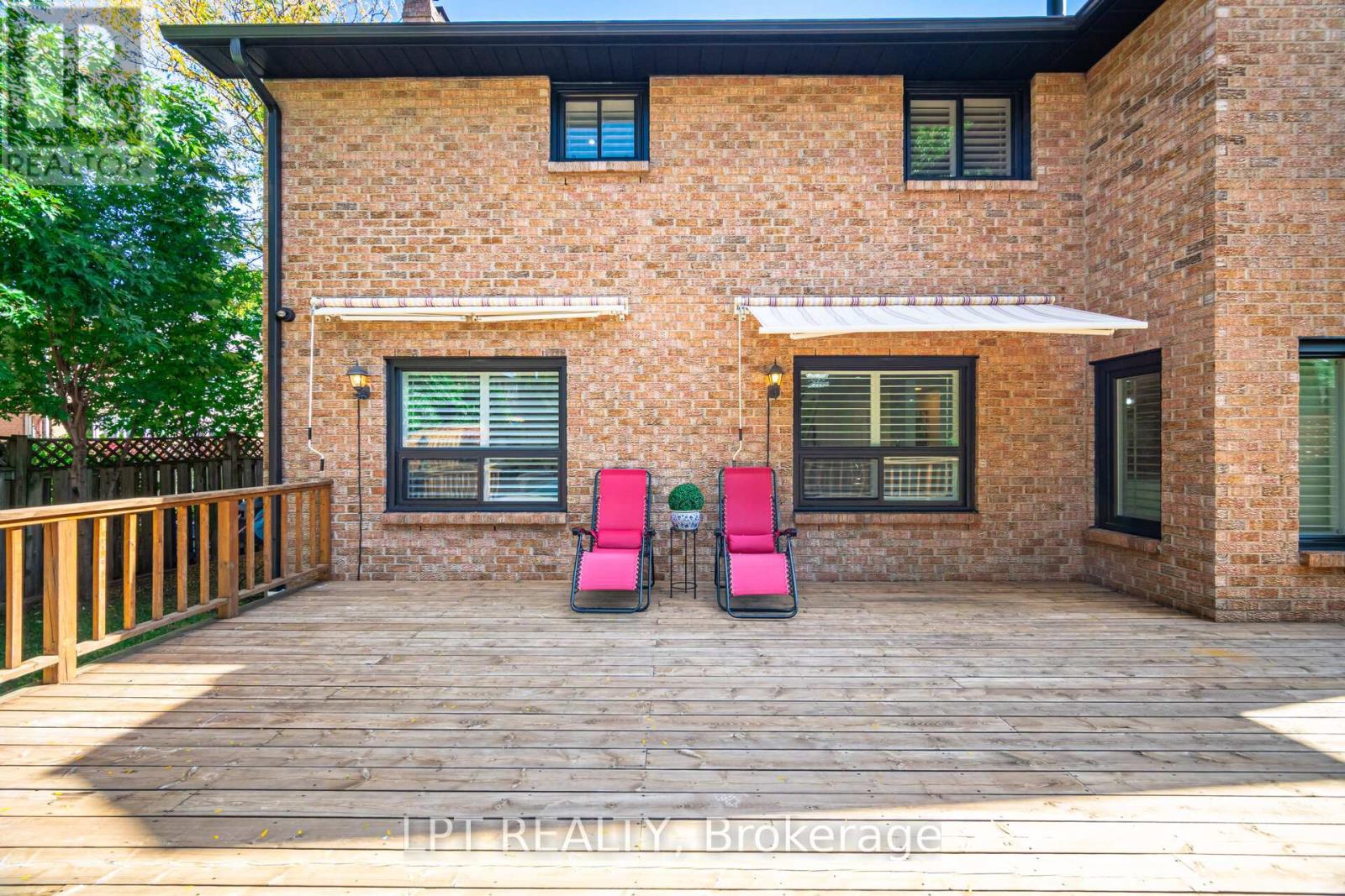 1324 Birchcliff Drive, Oakville, Ontario  L6M 2A4 - Photo 40 - W12460911