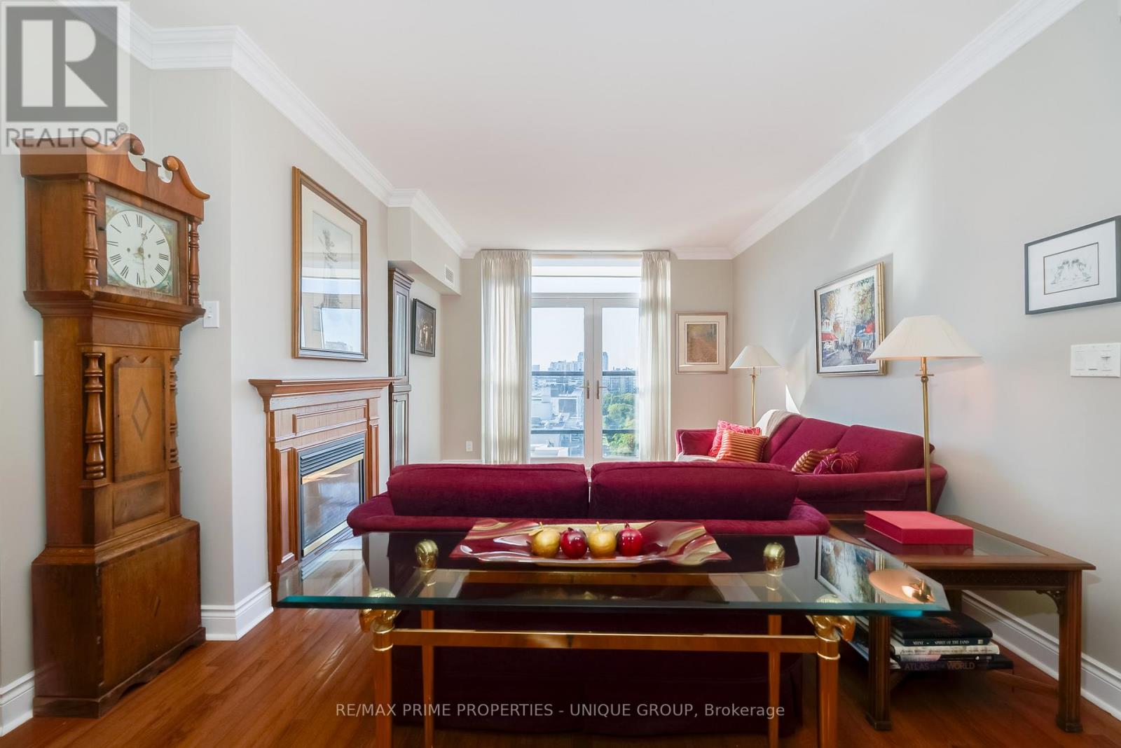 1404 - 10 Delisle Avenue, Toronto (Yonge-St. Clair), Ontario  M4V 3C6 - Photo 3 - C12460947