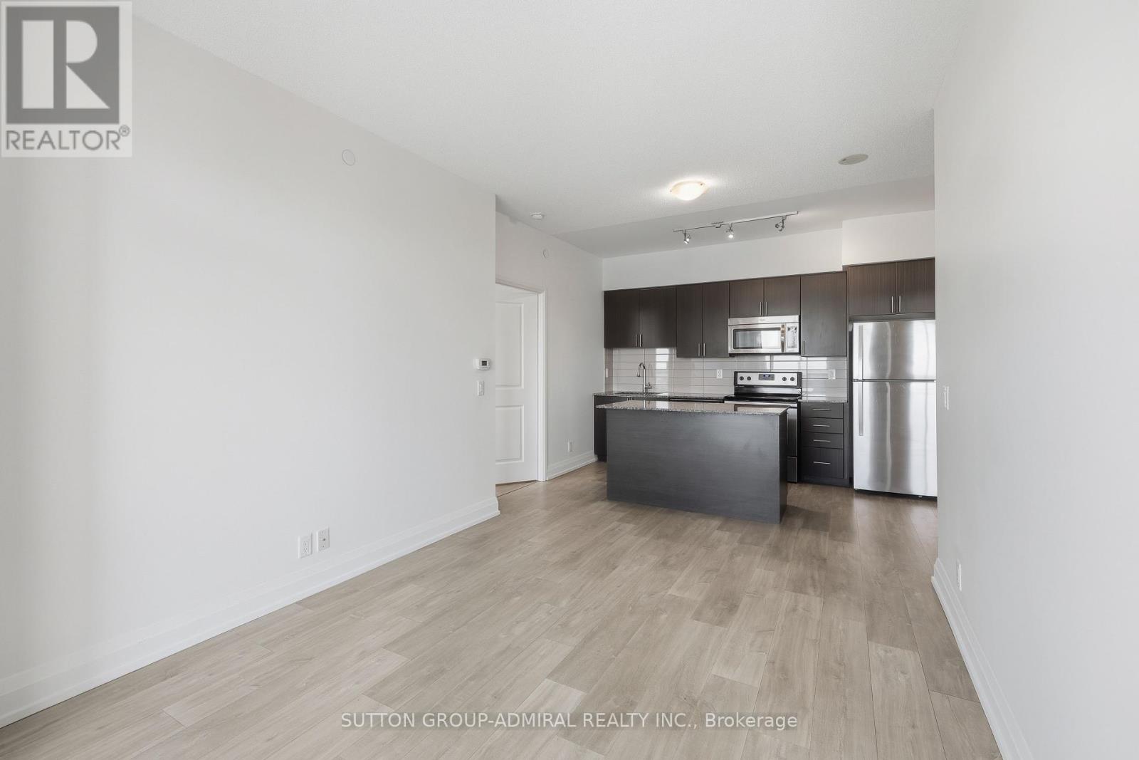 1610 - 7890 Bathurst Street, Vaughan, Ontario  L4J 0J8 - Photo 12 - N12460945