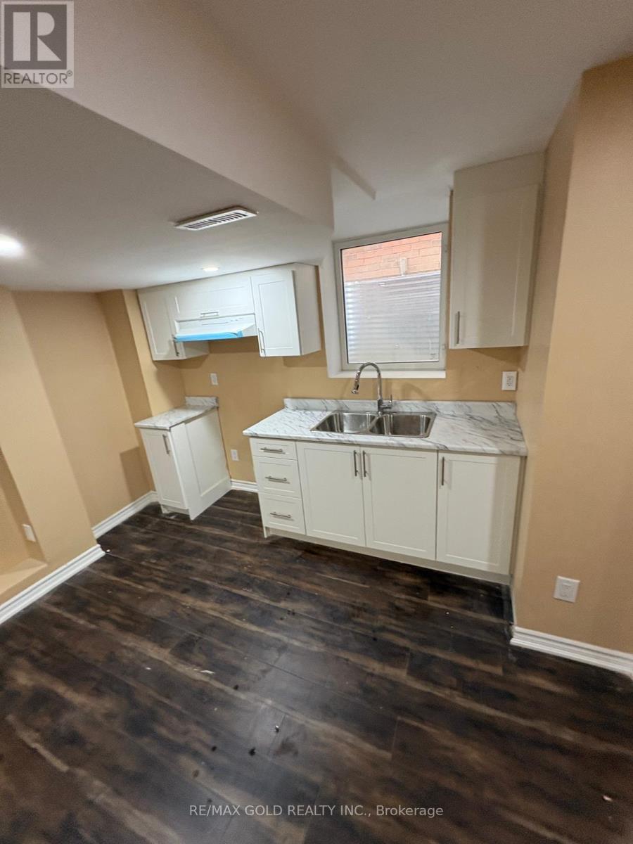 Lower Portion - 100 Enford Crescent, Brampton, Ontario  L7A 4C6 - Photo 5 - W12460864