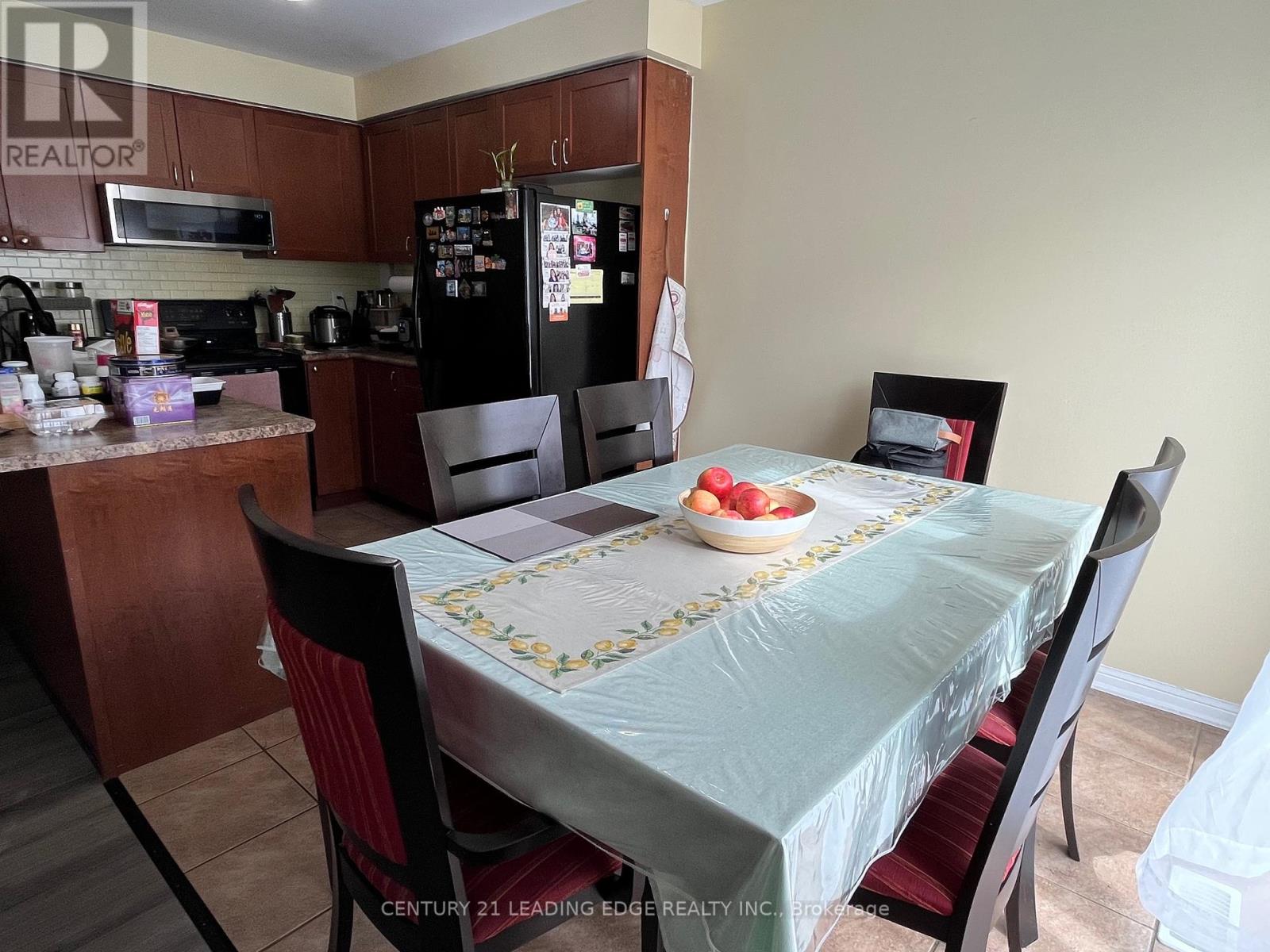 73 Finney Terrace, Milton, Ontario  L9T 7B1 - Photo 6 - W12457793