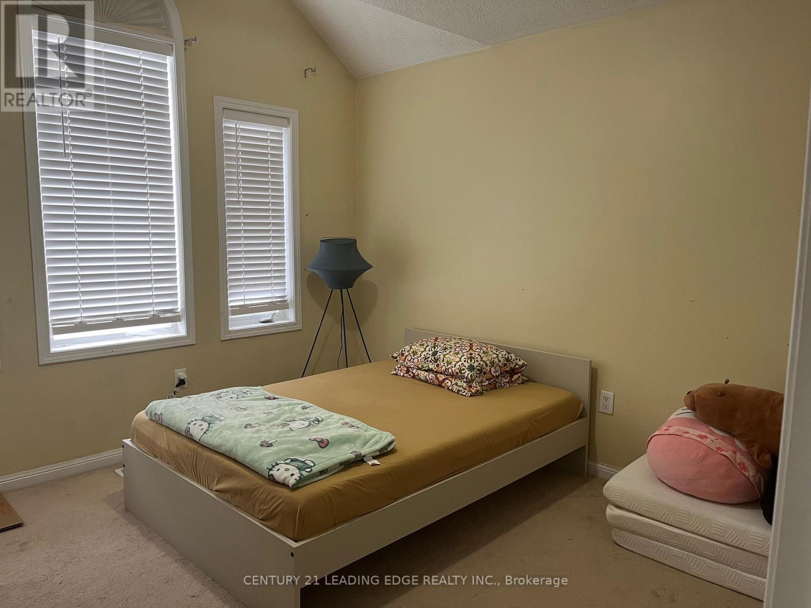 73 Finney Terrace, Milton, Ontario  L9T 7B1 - Photo 7 - W12457793