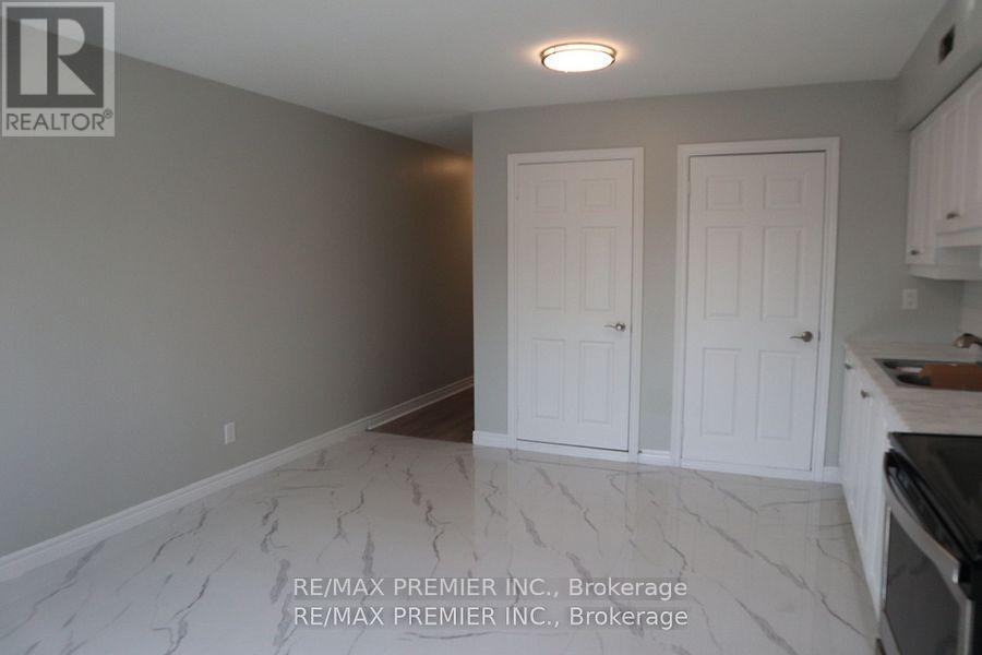 2 Flr - 1657 Weston Road, Toronto, Ontario  M9N 1V2 - Photo 11 - W12460495