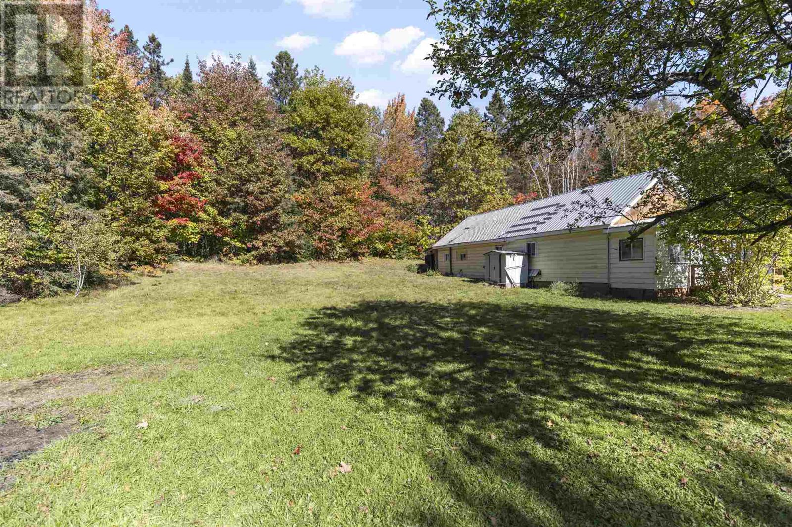 1532 Third Lin W, Sault Ste. Marie, Ontario  P6A 6K4 - Photo 5 - SM251131