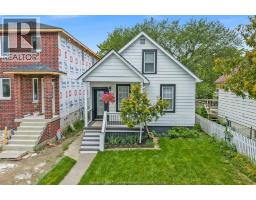 915 MCKAY AVENUE, Windsor, Ontario
