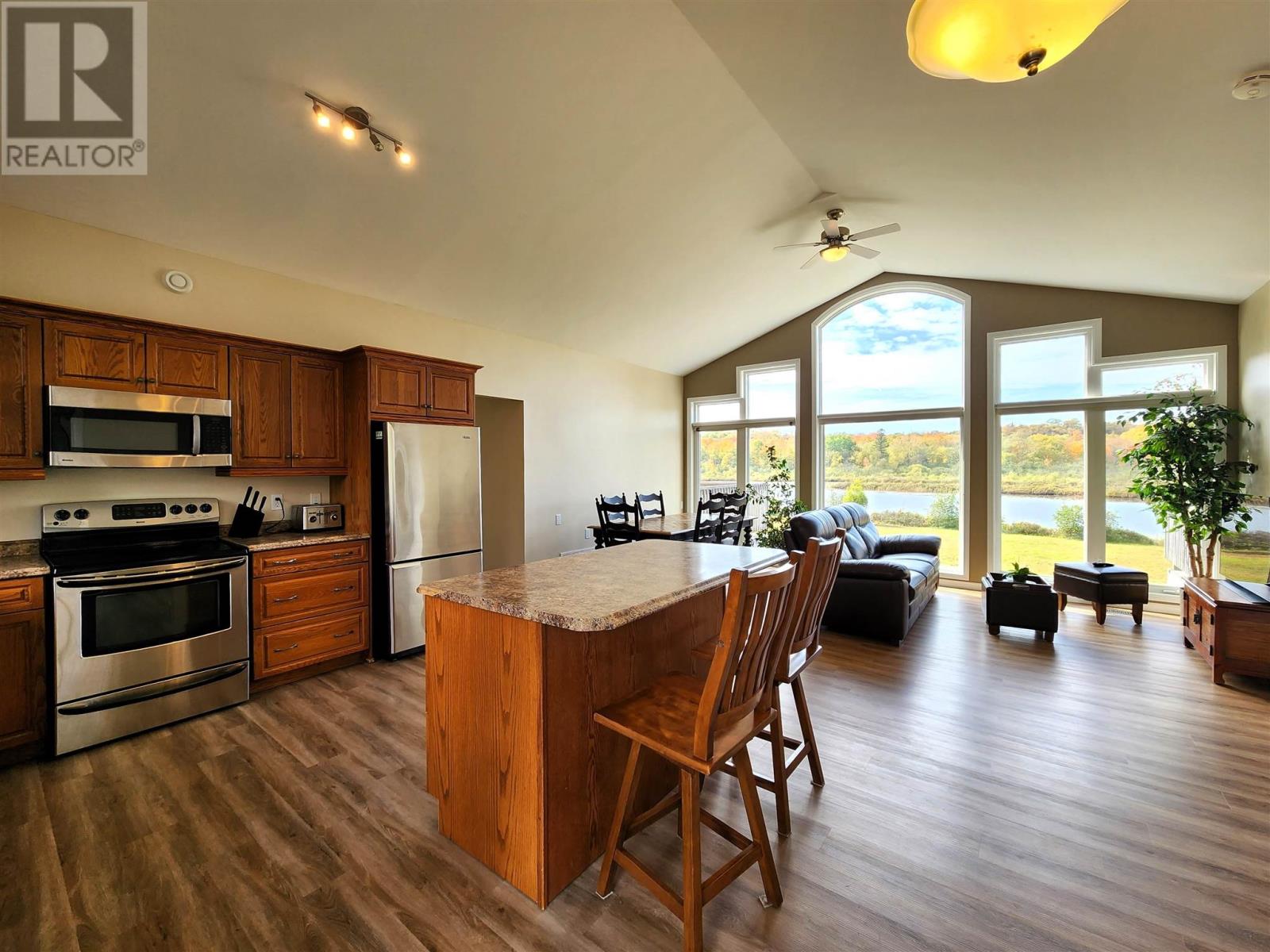 45 River Dr, Blind River, Ontario  P0R 1B0 - Photo 3 - SM252825