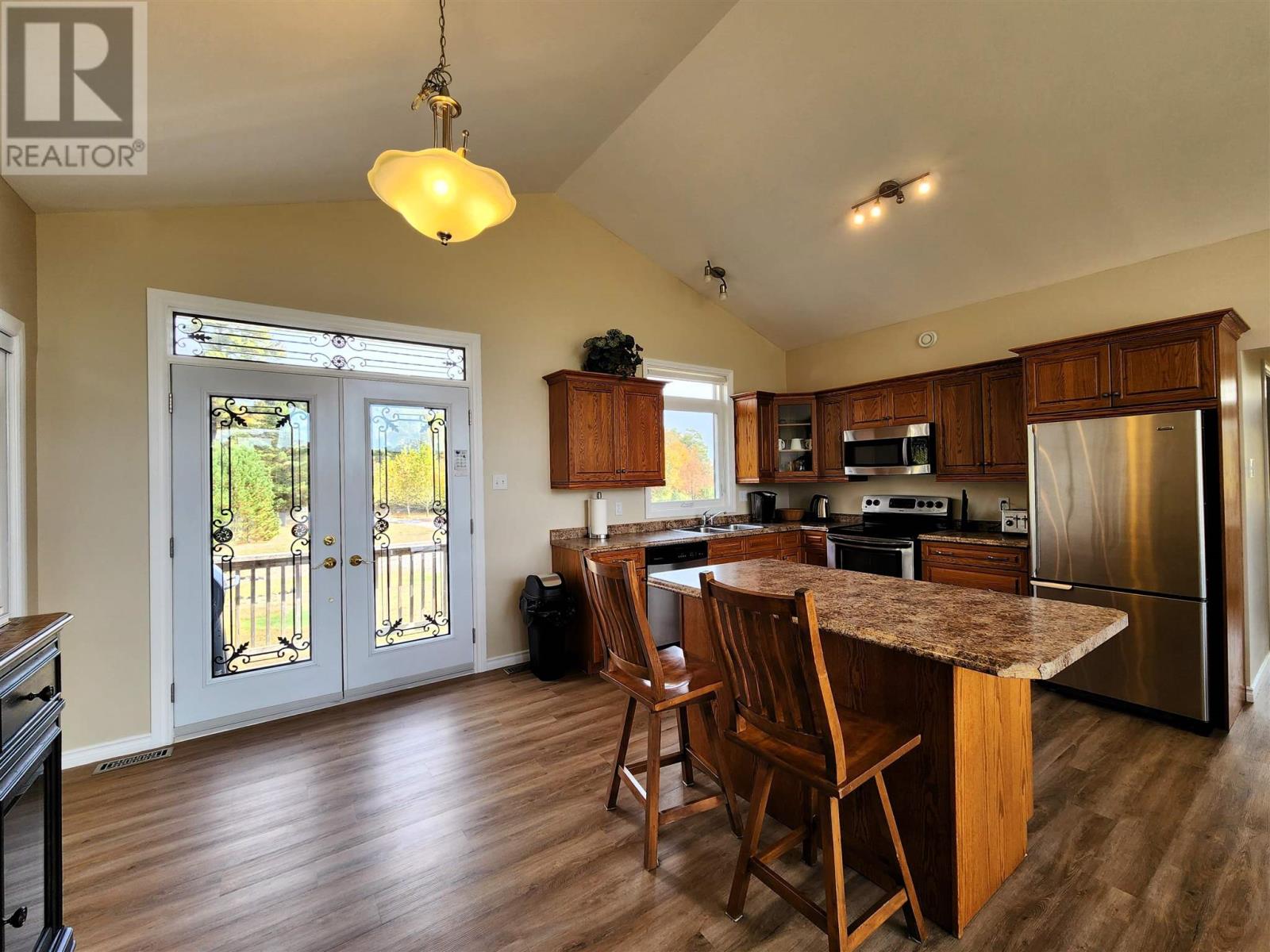 45 River Dr, Blind River, Ontario  P0R 1B0 - Photo 5 - SM252825