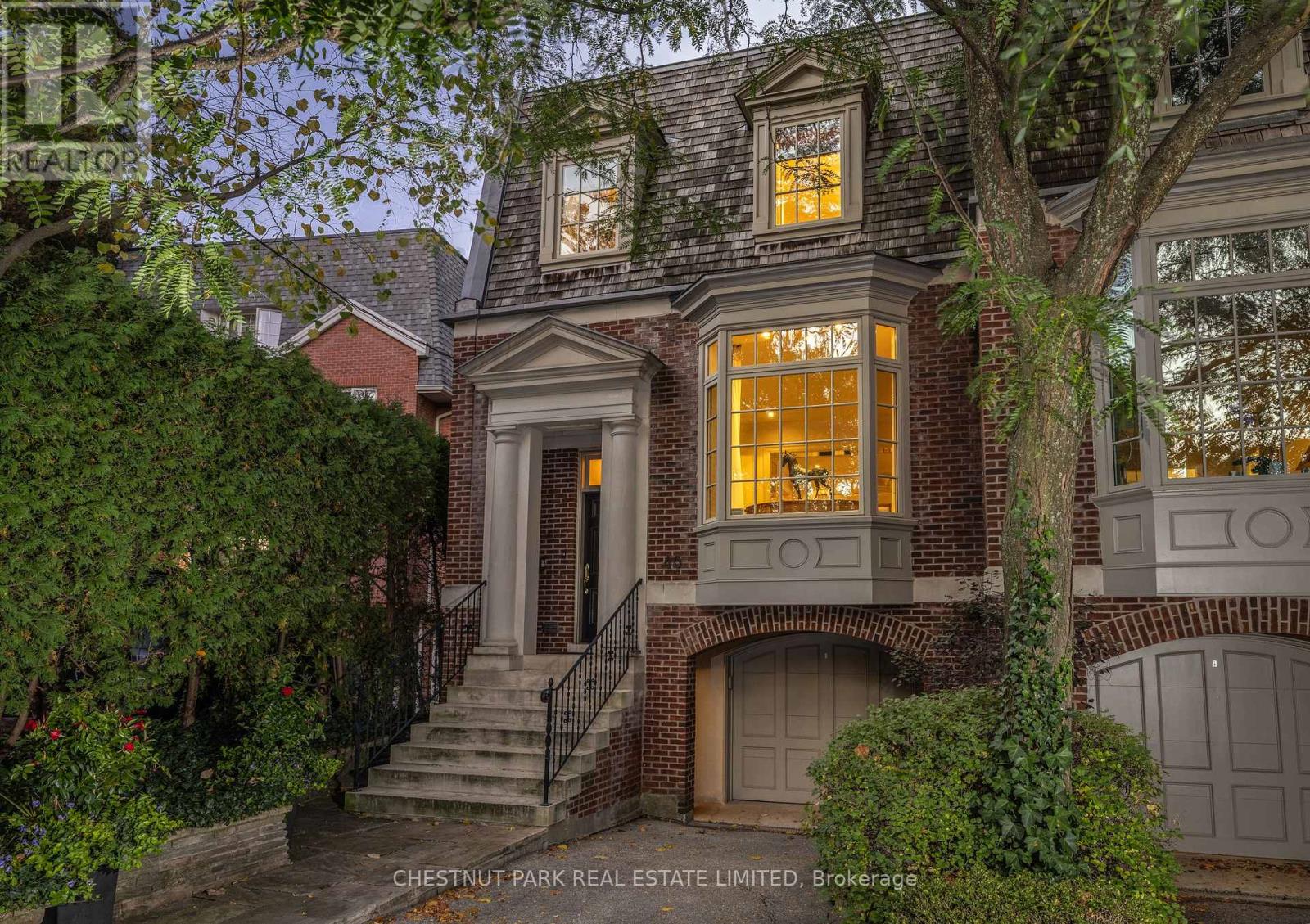 40 SUMMERHILL GARDENS, Toronto, Ontario