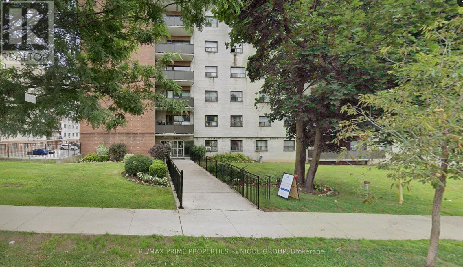 807 - 1305 Wilson Avenue, Toronto, Ontario  M3M 1J2 - Photo 8 - W12429904