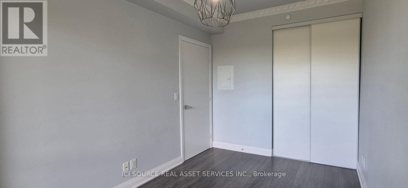 304 - 36 Park Lawn Road, Toronto, Ontario  M8V 0E5 - Photo 7 - W12451112