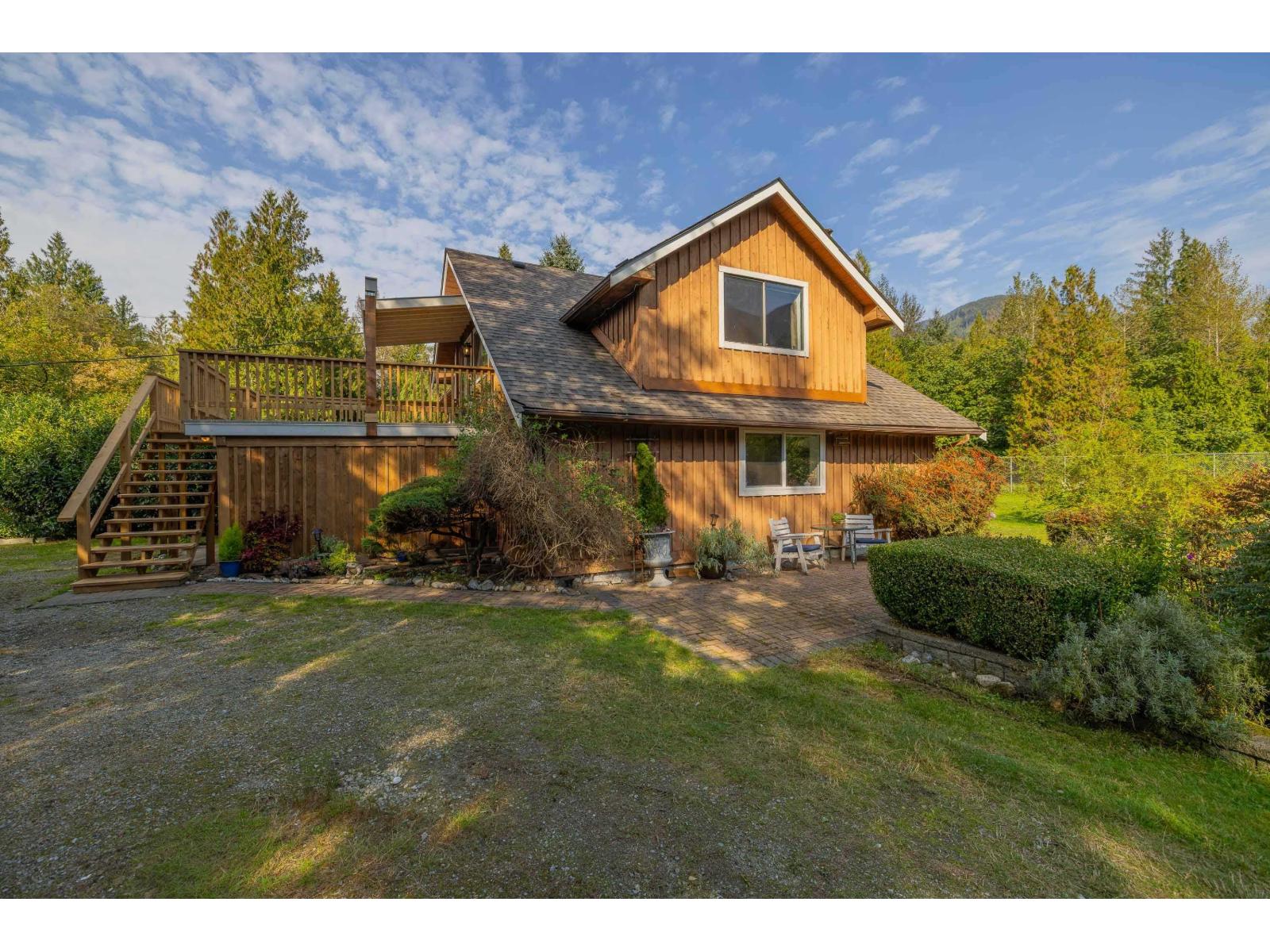 14350 Sylvester Road, Mission, British Columbia  V2V 4J1 - Photo 1 - R3057807