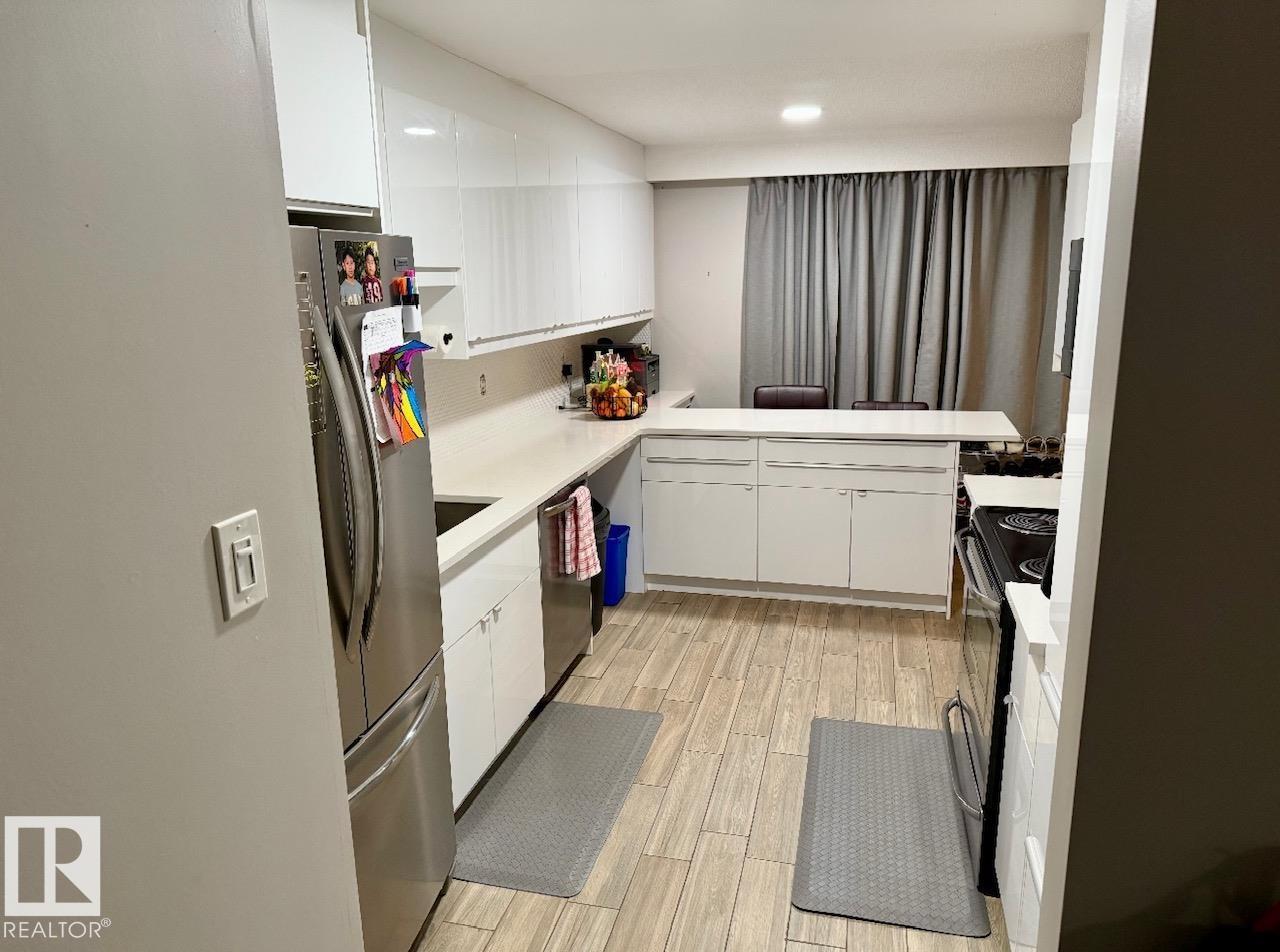 #108 7805 159 St Nw, Edmonton, Alberta  T5R 2E1 - Photo 3 - E4450156