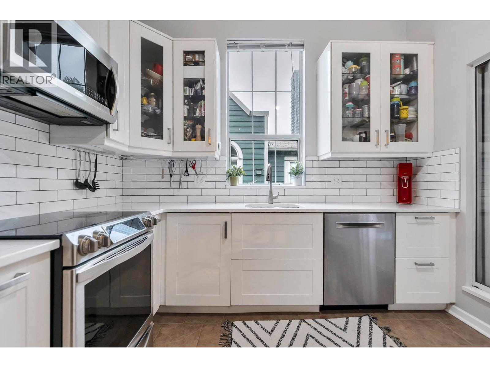 401 1199 Westwood Street, Coquitlam, British Columbia  V3B 7P6 - Photo 14 - R3057985