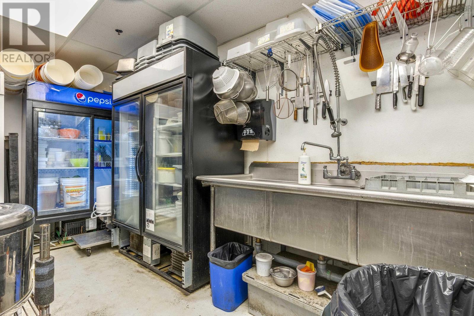 10 6140 Young Street, Halifax Peninsula, Nova Scotia  B3K 0G2 - Photo 5 - 202523177