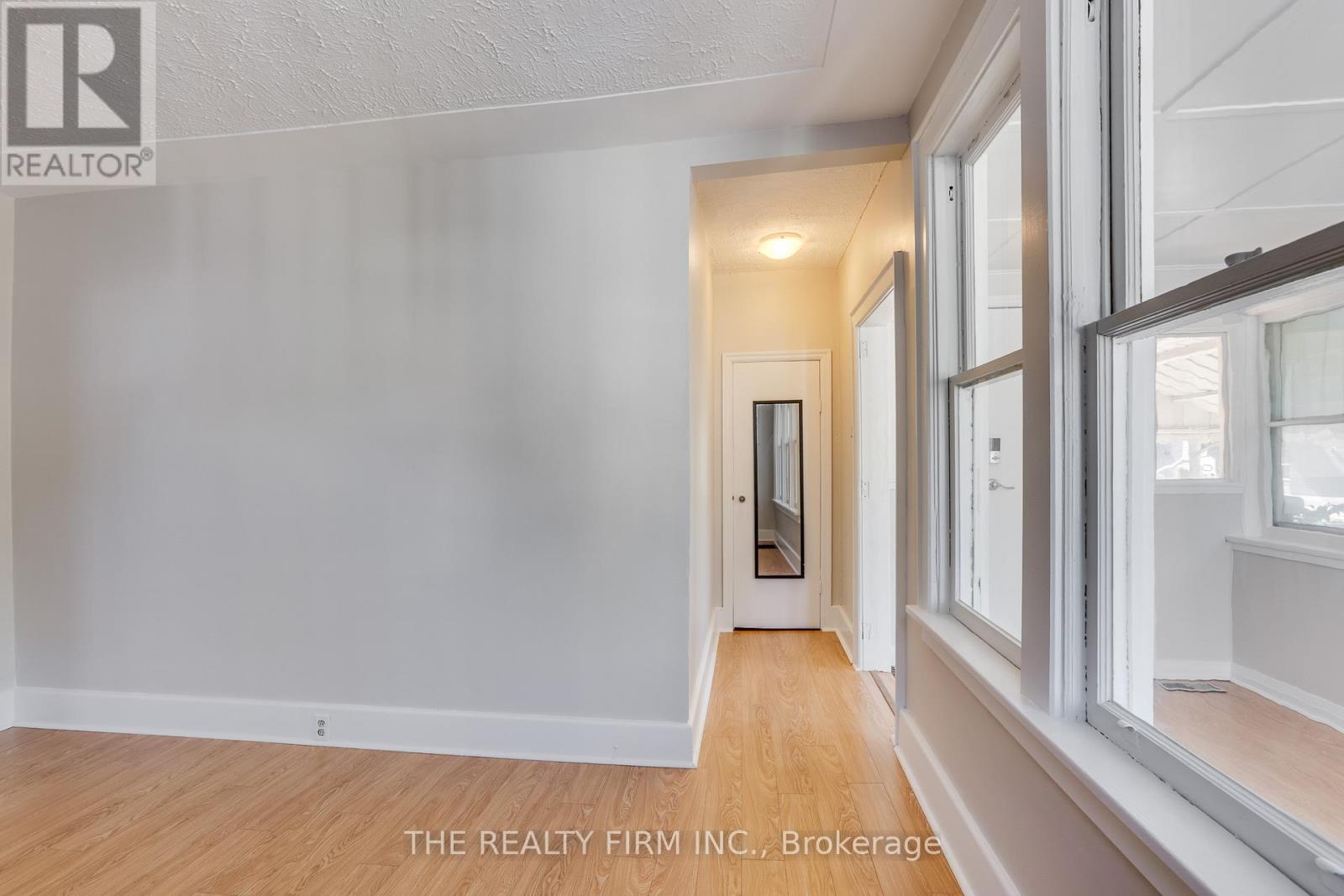 12 Linwood Street, London East (East C), Ontario  N5Y 1W2 - Photo 4 - X12461076