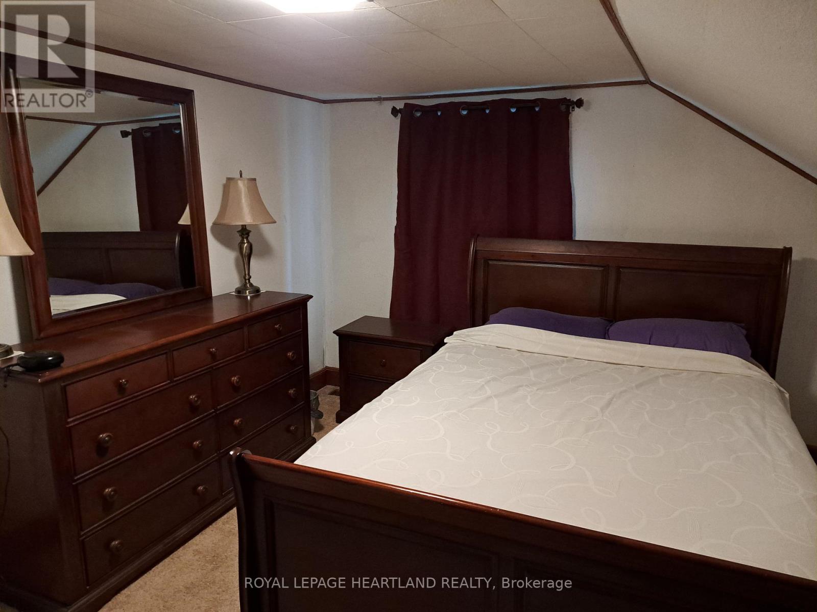 27524 New Ontario Road, North Middlesex, Ontario  N0M 2K0 - Photo 17 - X12461081