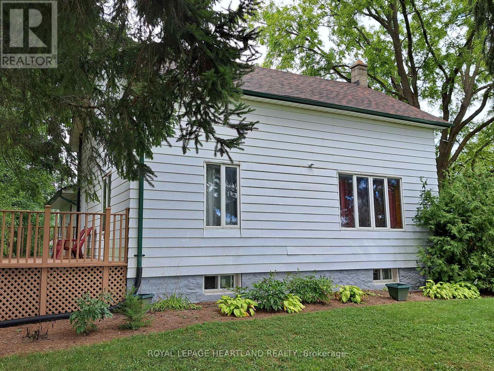 27524 New Ontario Road, North Middlesex, Ontario  N0M 2K0 - Photo 22 - X12461081