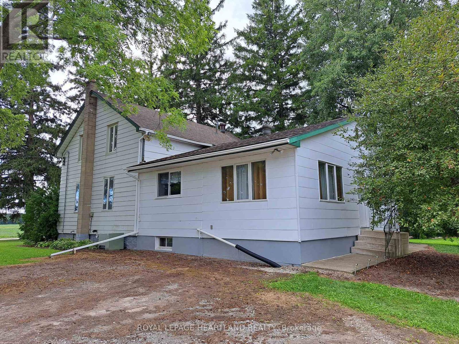 27524 New Ontario Road, North Middlesex, Ontario  N0M 2K0 - Photo 24 - X12461081