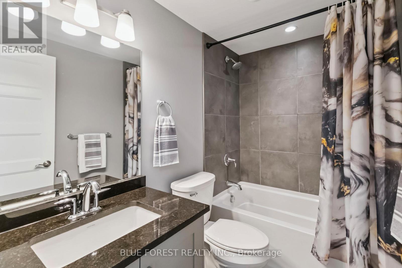 102 - 275 Callaway Road, London North, Ontario  N6G 0N8 - Photo 32 - X12461097