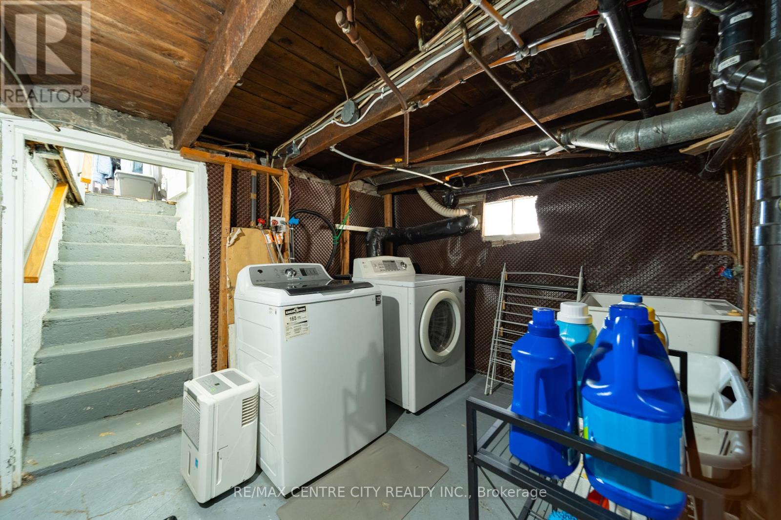 174 Centre Street, St. Thomas, Ontario  N5R 3A4 - Photo 17 - X12461207