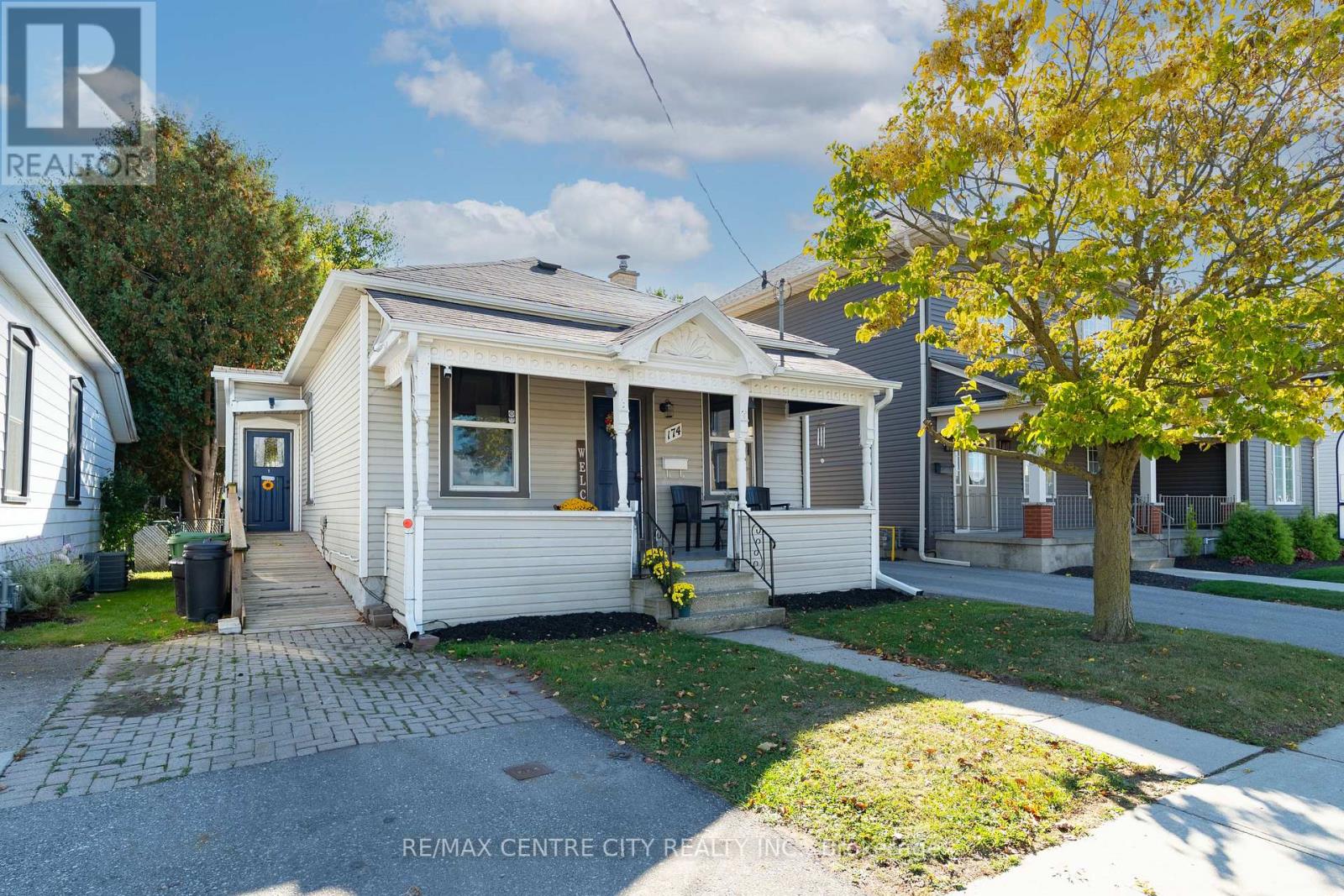 174 Centre Street, St. Thomas, Ontario  N5R 3A4 - Photo 22 - X12461207