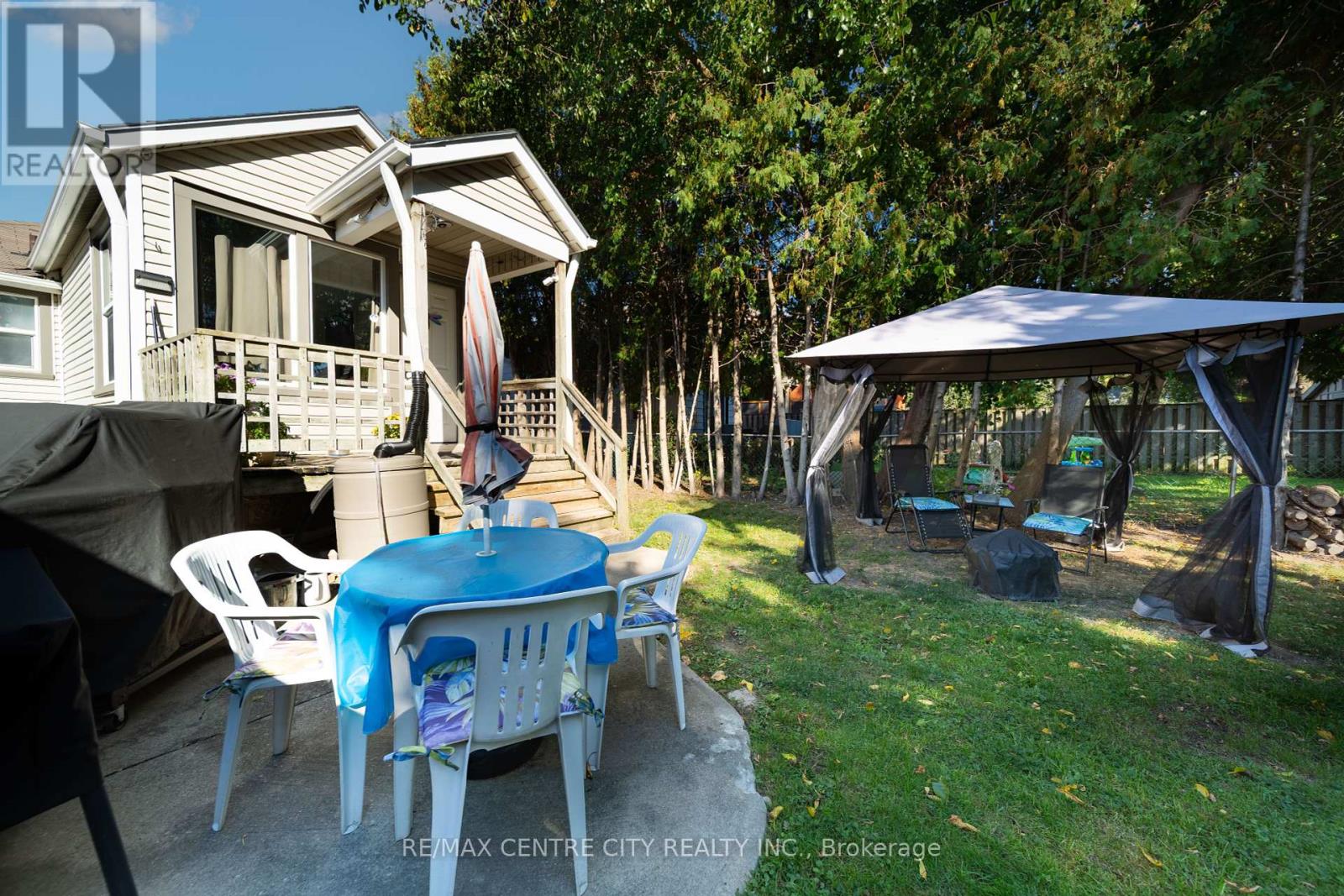 174 Centre Street, St. Thomas, Ontario  N5R 3A4 - Photo 27 - X12461207