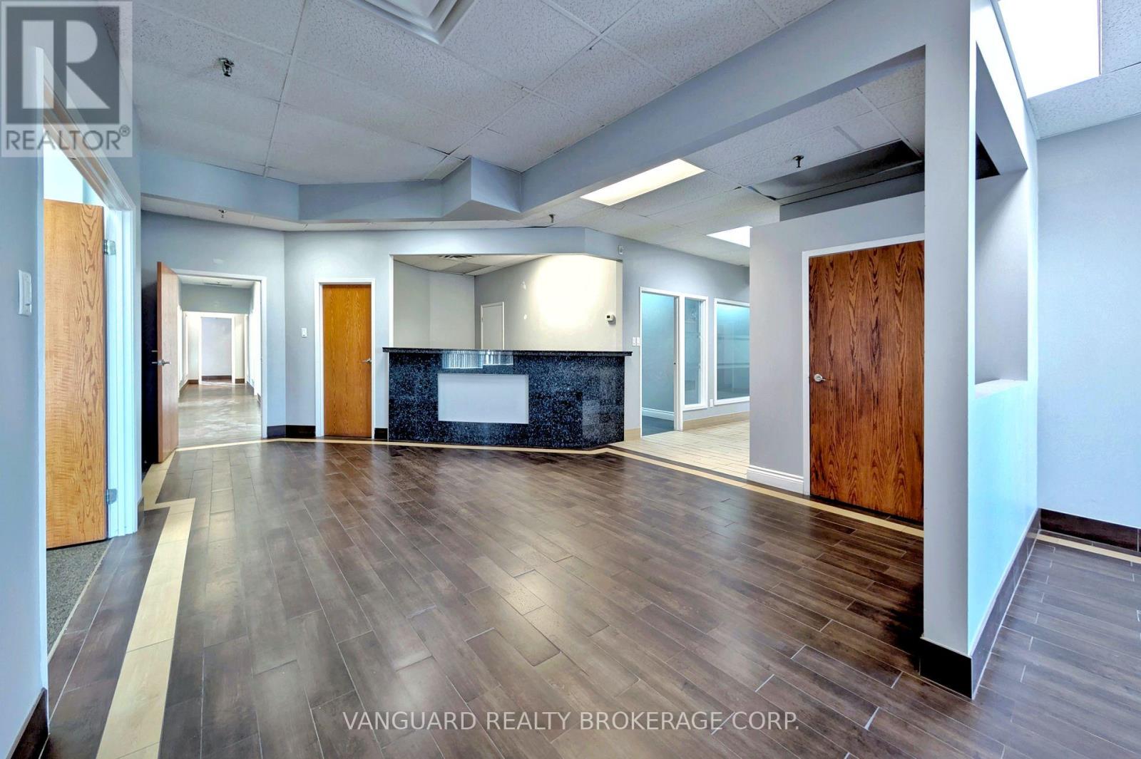 1 - 100 Marycroft Avenue, Vaughan, Ontario  L4L 5Y4 - Photo 12 - N12394180