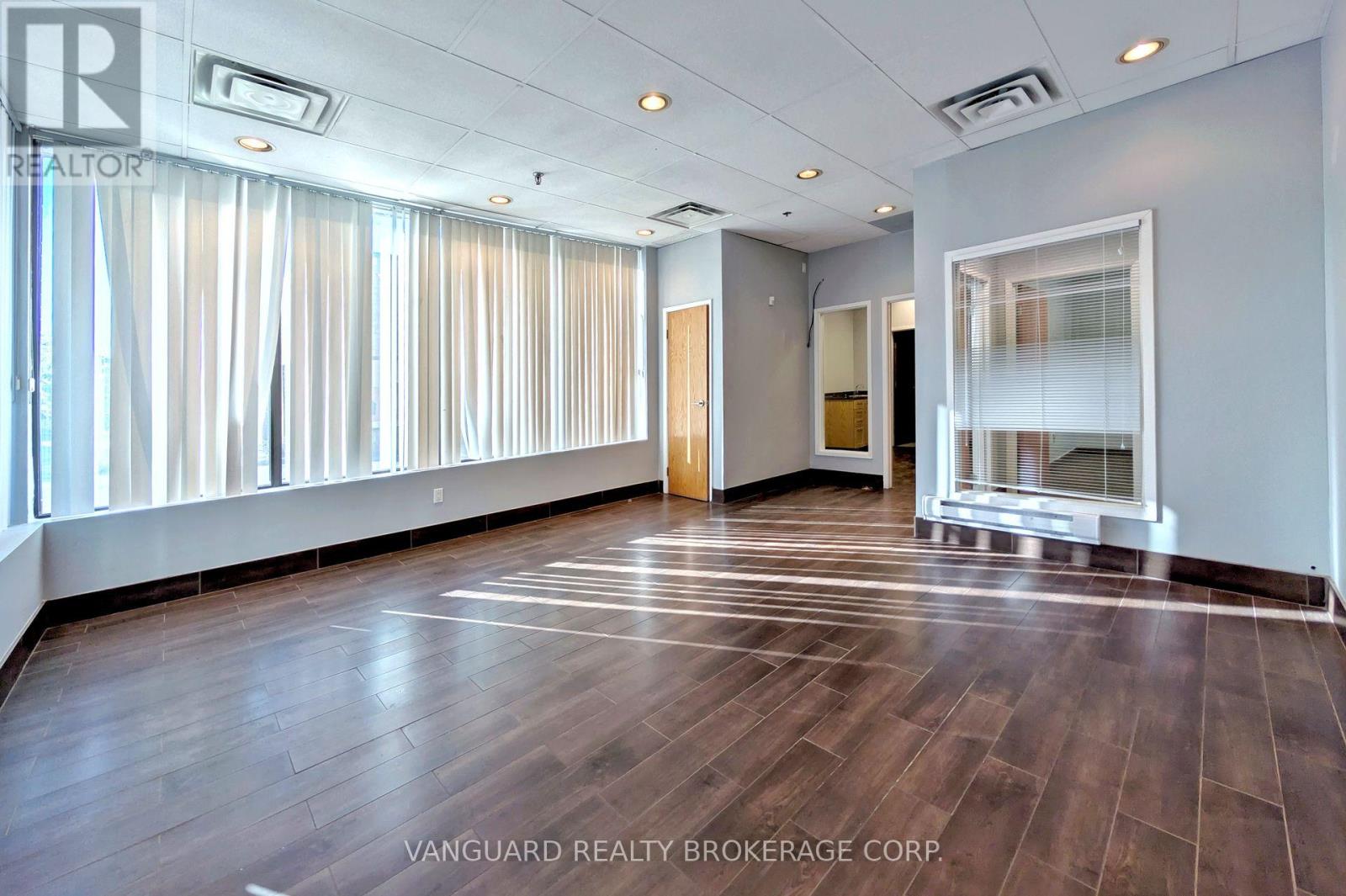 1 - 100 Marycroft Avenue, Vaughan, Ontario  L4L 5Y4 - Photo 28 - N12394180