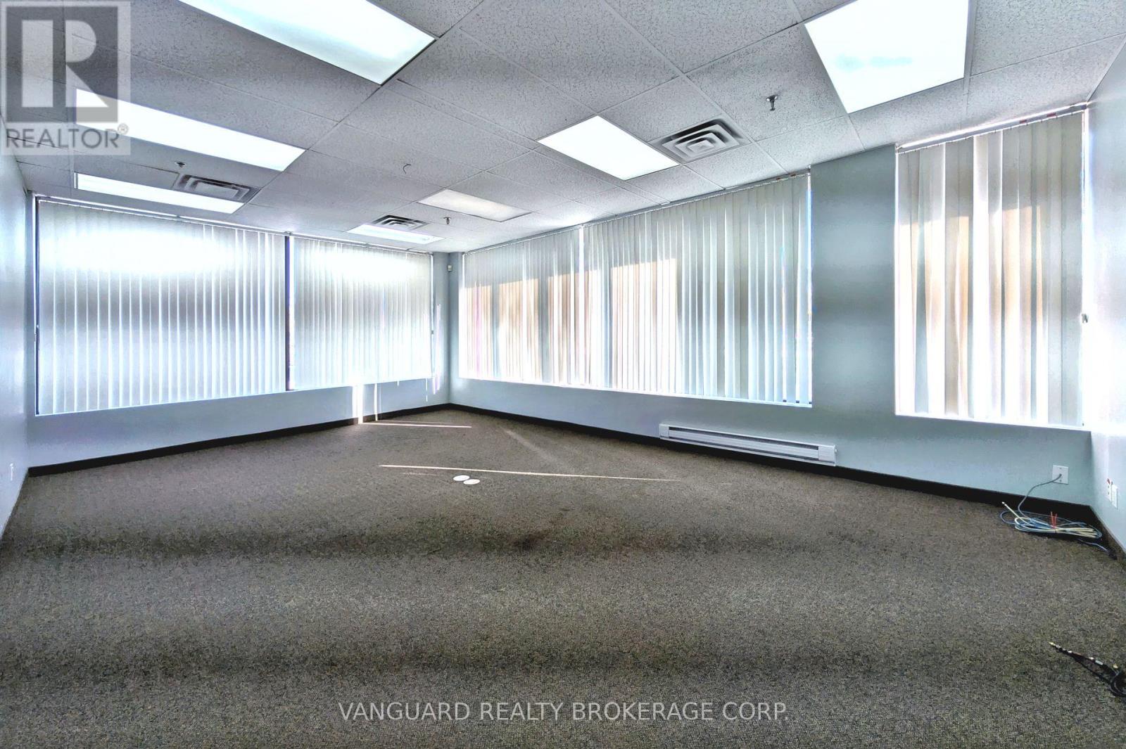 1 - 100 Marycroft Avenue, Vaughan, Ontario  L4L 5Y4 - Photo 17 - N12394180
