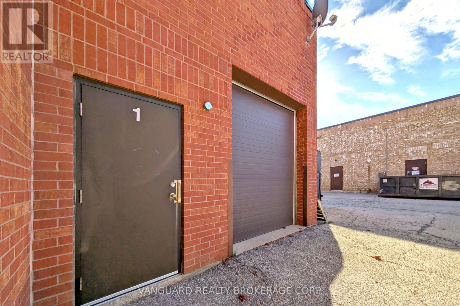 1 - 100 Marycroft Avenue, Vaughan, Ontario  L4L 5Y4 - Photo 6 - N12394180
