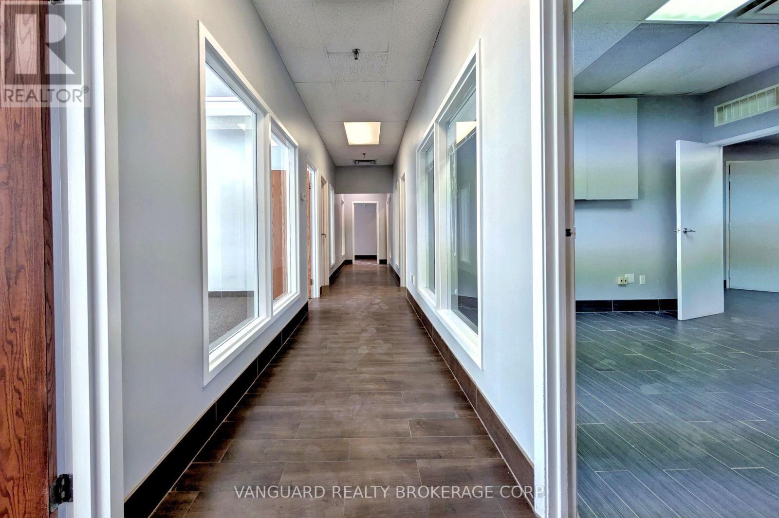 1 - 100 Marycroft Avenue, Vaughan, Ontario  L4L 5Y4 - Photo 21 - N12394180