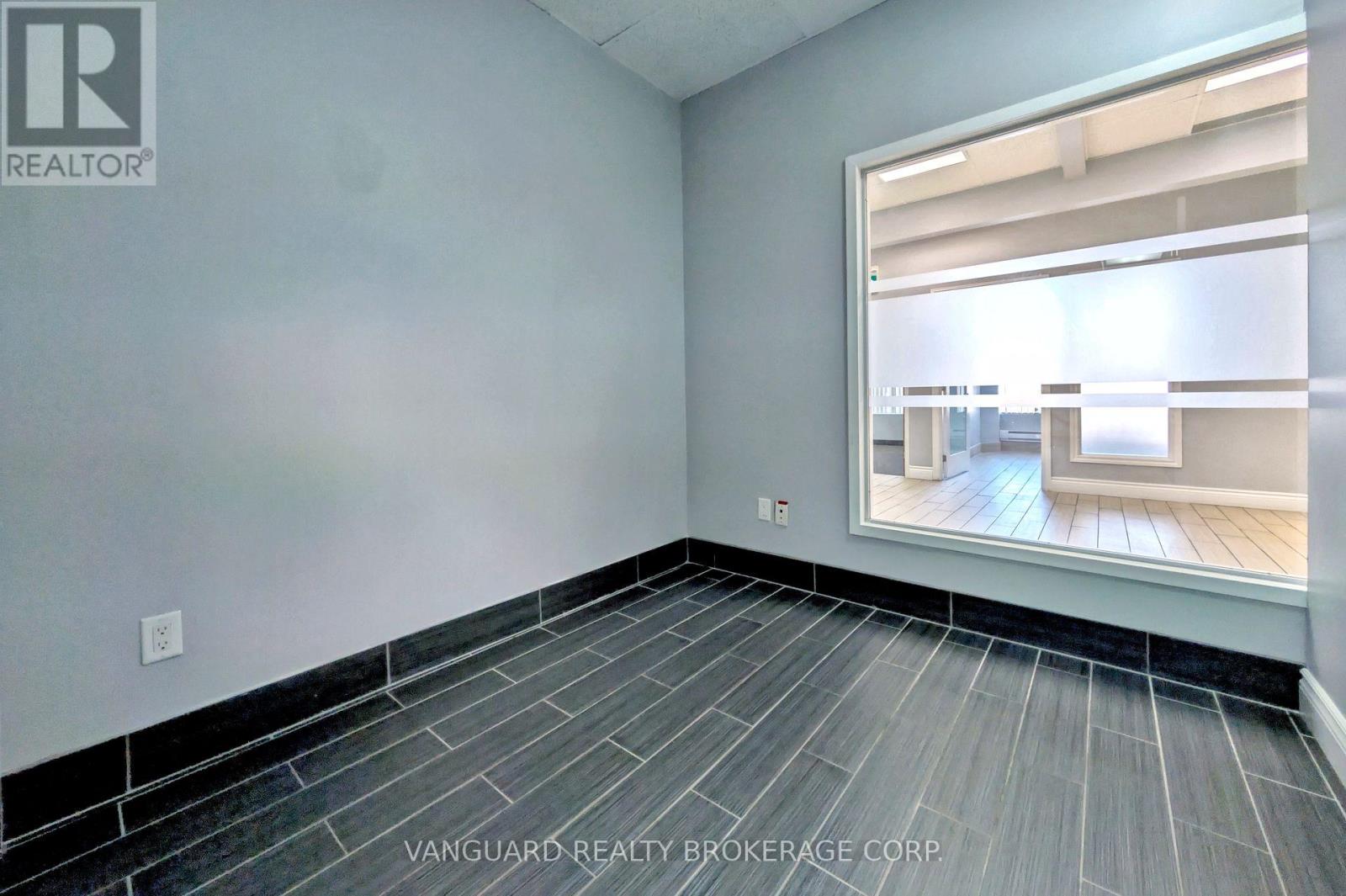 1 - 100 Marycroft Avenue, Vaughan, Ontario  L4L 5Y4 - Photo 47 - N12394180