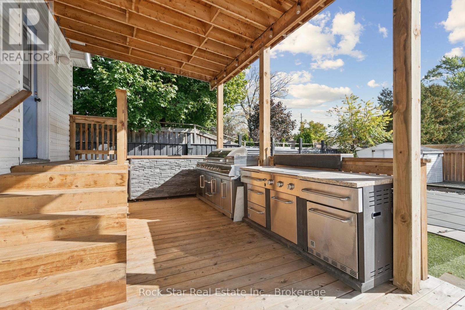 211 Rosedale Avenue, Hamilton, Ontario  L8K 4N6 - Photo 33 - X12461052