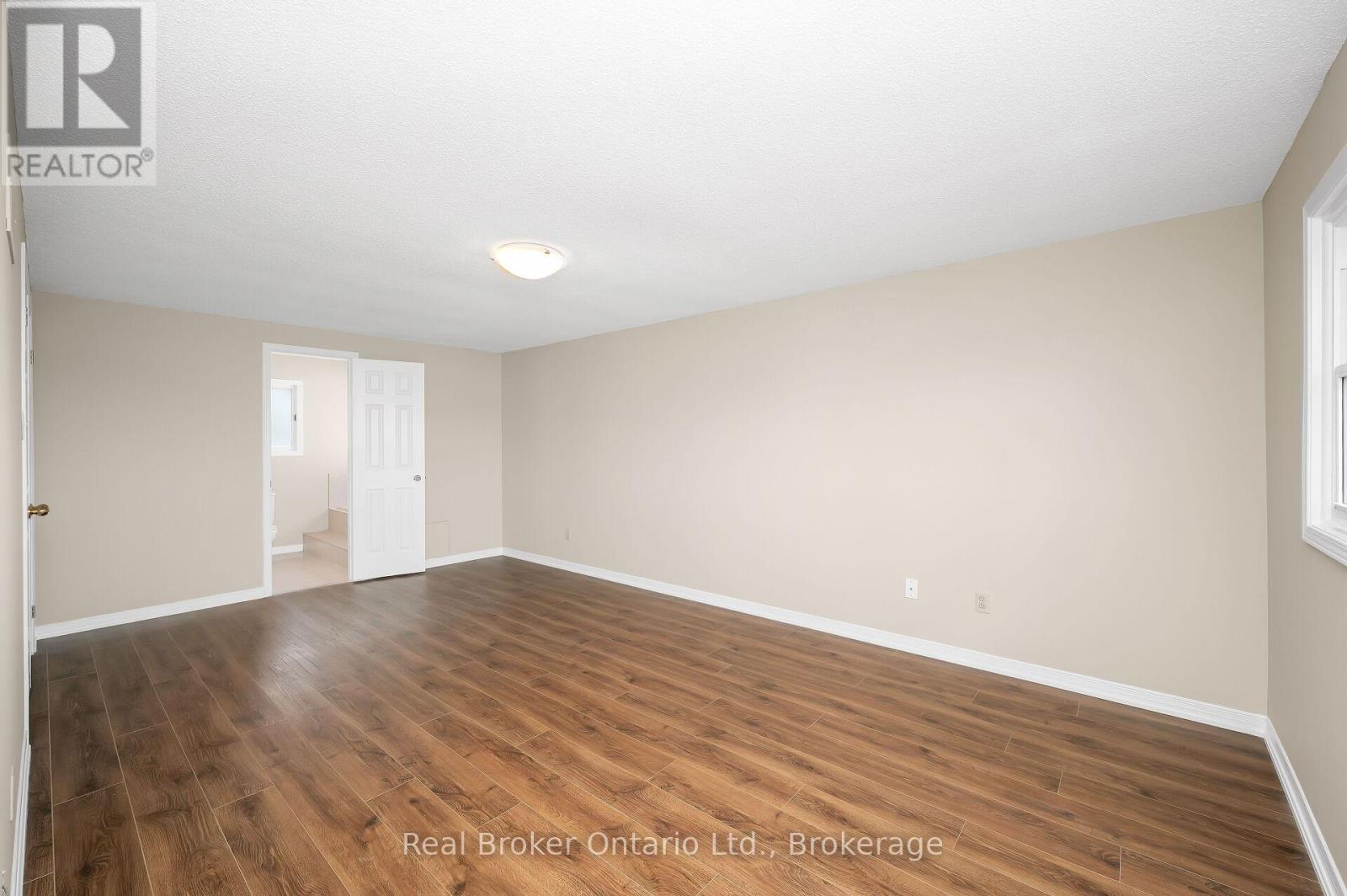 10 Avonbridge Court, Hamilton, Ontario  L8W 3G1 - Photo 22 - X12461131
