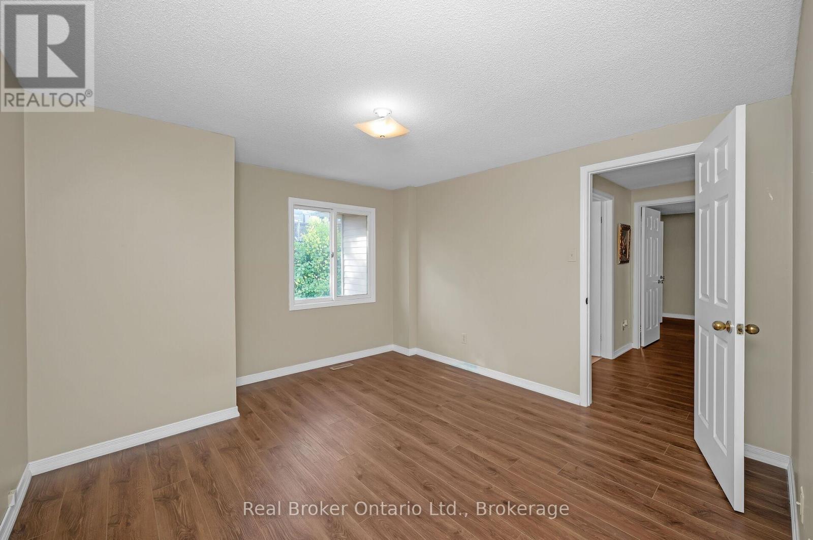 10 Avonbridge Court, Hamilton, Ontario  L8W 3G1 - Photo 25 - X12461131