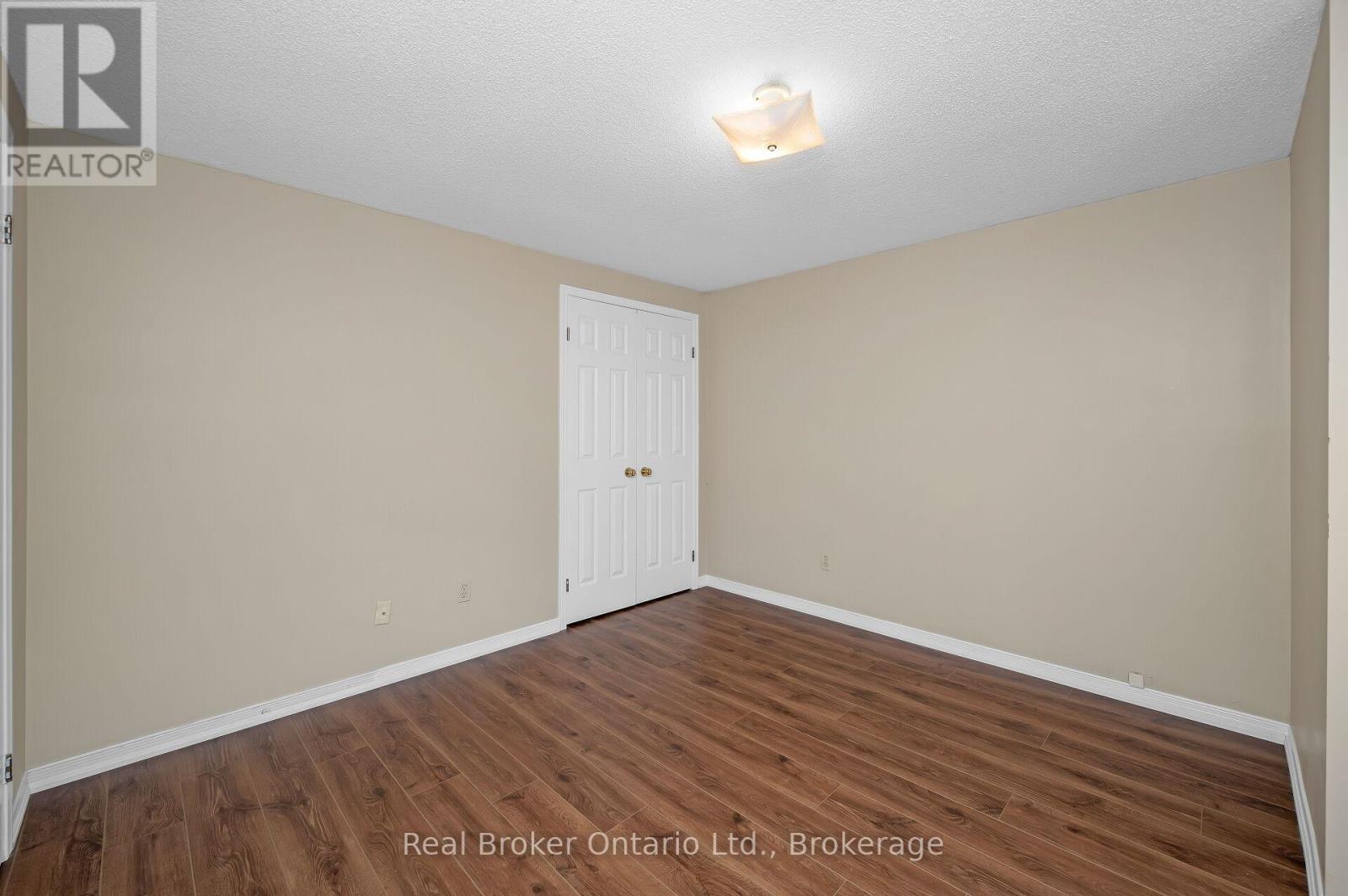 10 Avonbridge Court, Hamilton, Ontario  L8W 3G1 - Photo 26 - X12461131
