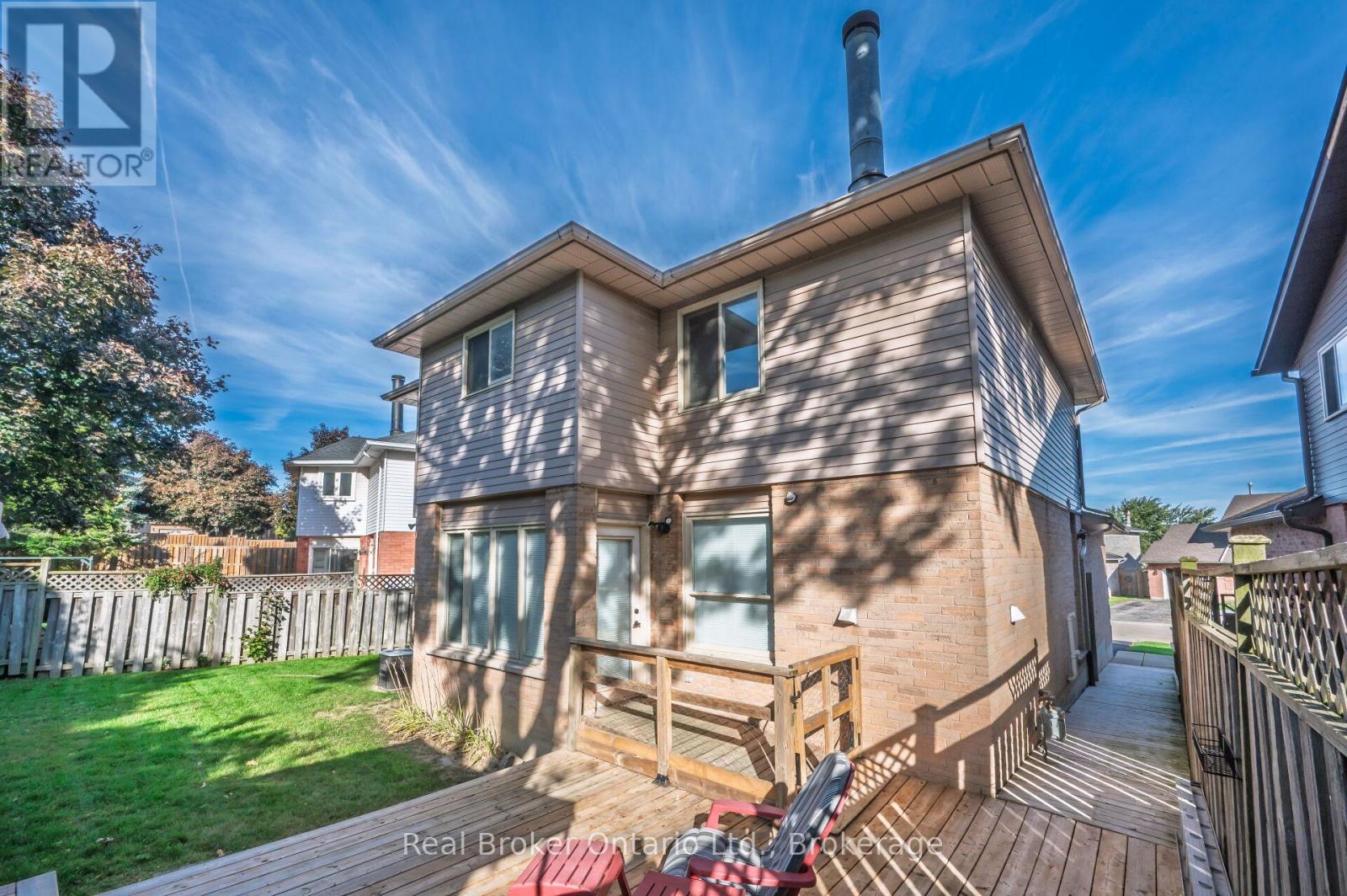 10 Avonbridge Court, Hamilton, Ontario  L8W 3G1 - Photo 36 - X12461131