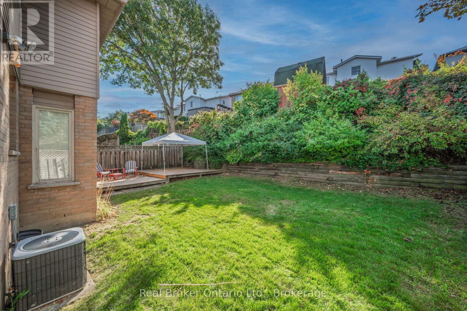 10 Avonbridge Court, Hamilton, Ontario  L8W 3G1 - Photo 39 - X12461131
