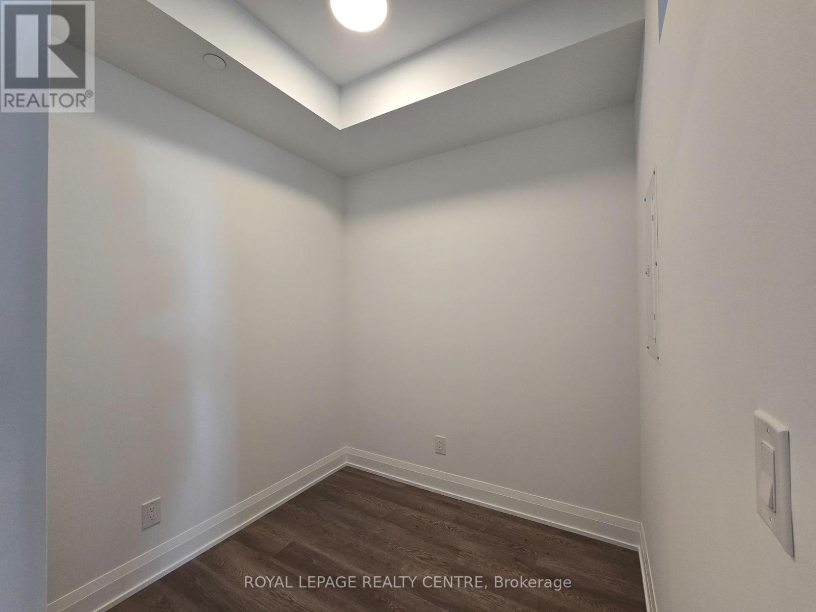 217 - 3250 Carding Mill Trail, Oakville, Ontario  L6M 1L3 - Photo 3 - W12460677