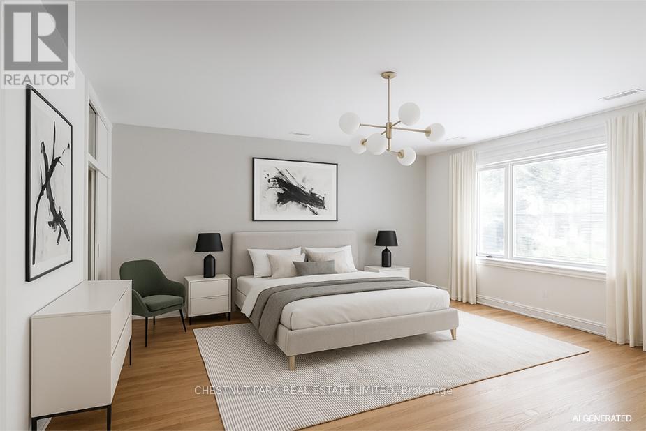 5 Stratheden Road, Toronto, Ontario  M4N 1E2 - Photo 12 - C12460972