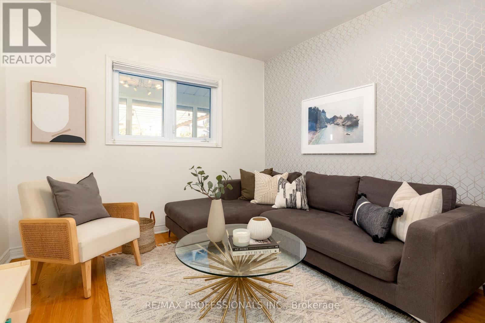211 Markham Street, Toronto, Ontario  M6J 2G7 - Photo 16 - C12461025