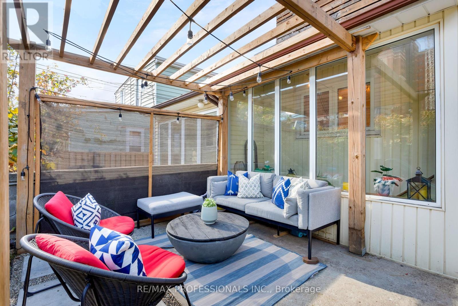 211 Markham Street, Toronto, Ontario  M6J 2G7 - Photo 19 - C12461025