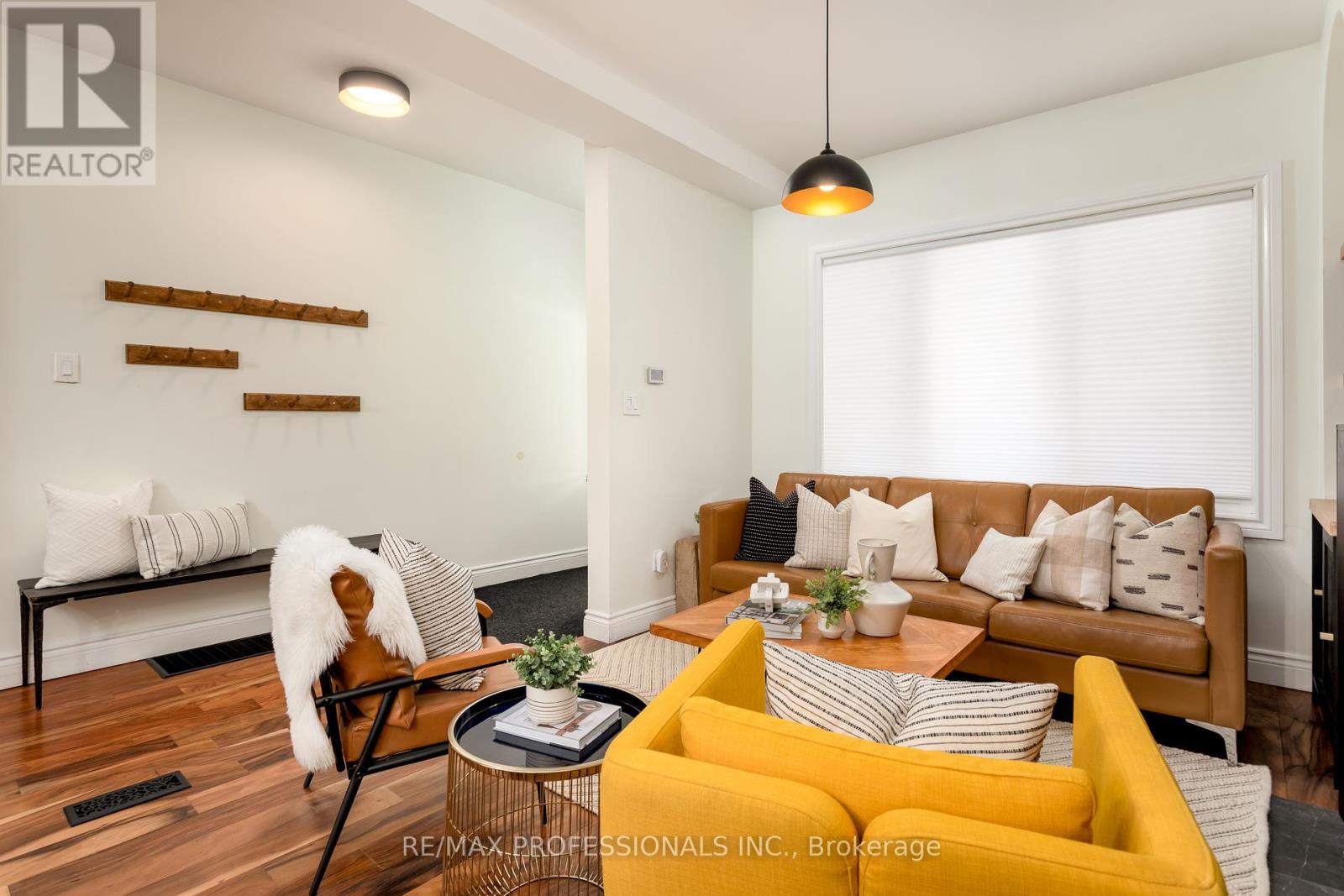 211 Markham Street, Toronto, Ontario  M6J 2G7 - Photo 3 - C12461025