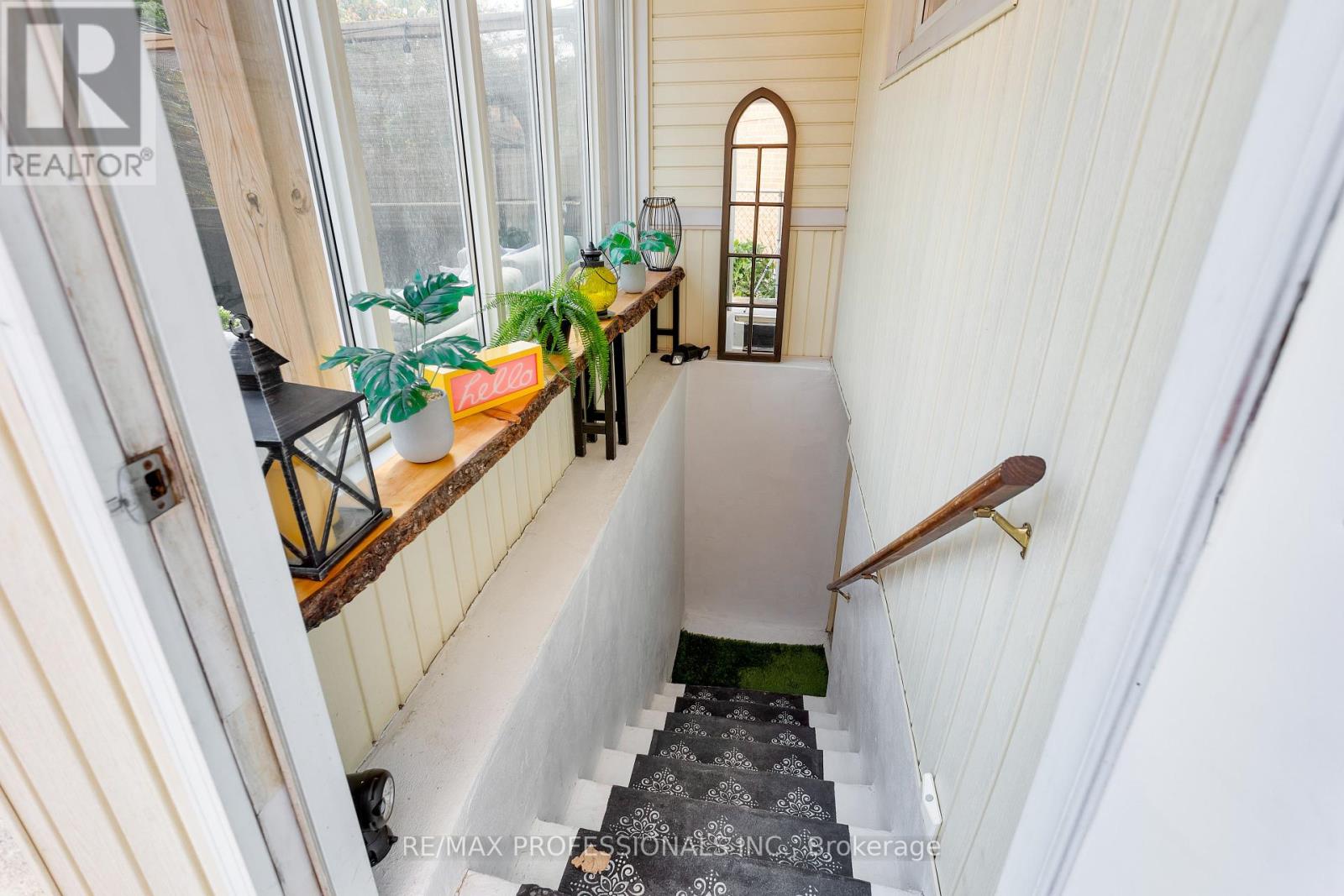 211 Markham Street, Toronto, Ontario  M6J 2G7 - Photo 35 - C12461025